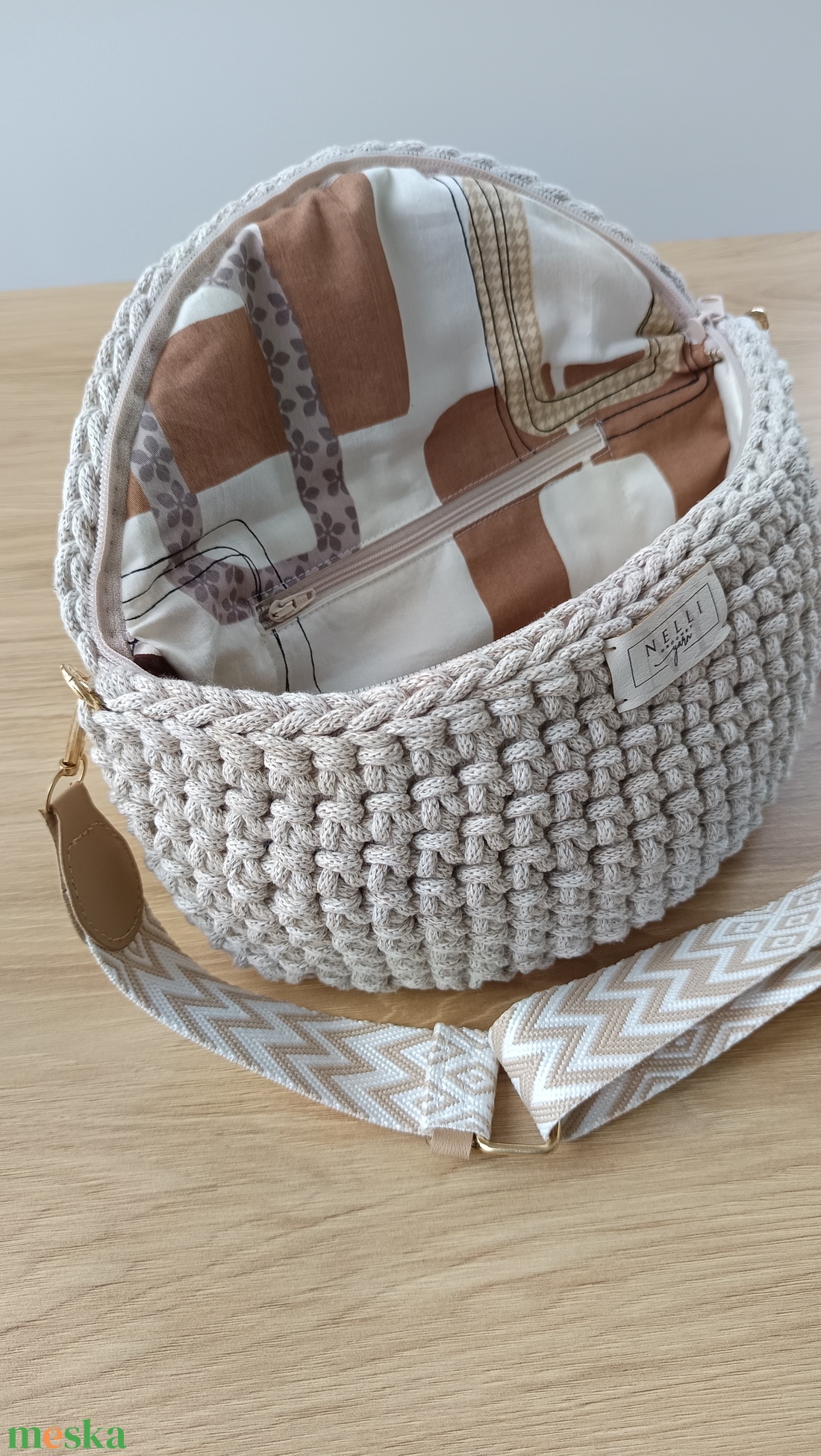 Tatu horgolt crossbody - táska & tok - kézitáska & válltáska - vállon átvethető táska - Meska.hu