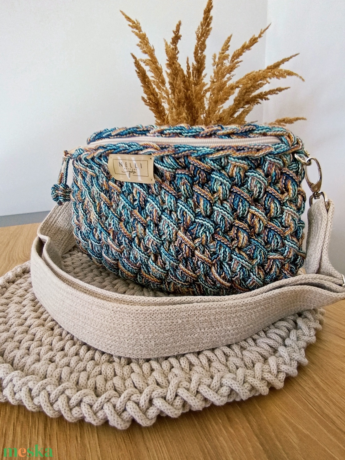 Alpesi mintás limitált fonalas övtáska/crossbody - nesszeszerrel és kulcstartóval - táska & tok - kézitáska & válltáska - vállon átvethető táska - Meska.hu