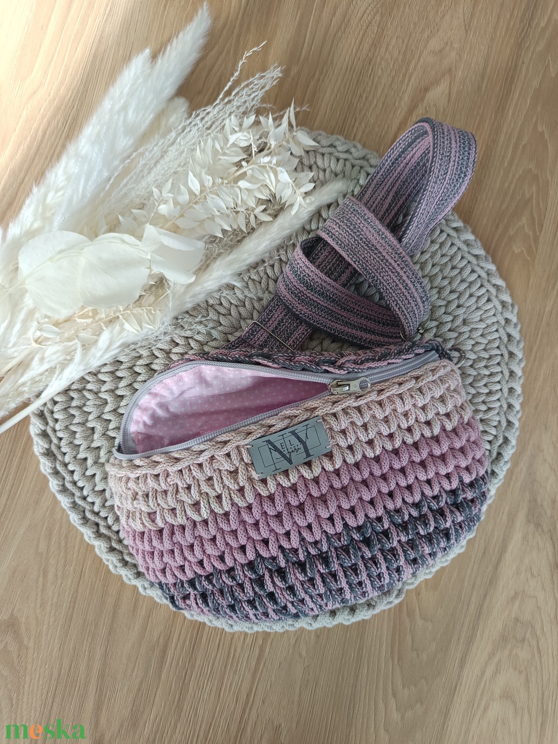 Horgolt búzaszemes crossbody - táska & tok - kézitáska & válltáska - vállon átvethető táska - Meska.hu