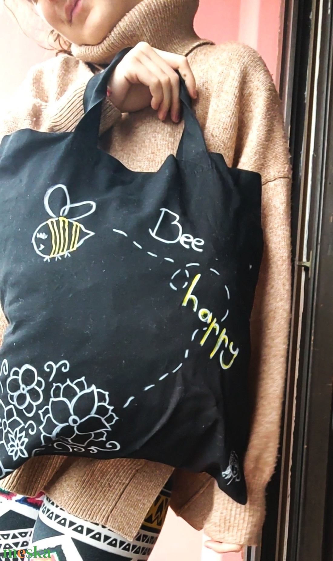 Méhecskés vászontatyi - Bee happy - táska & tok - bevásárlás & shopper táska - shopper, textiltáska, szatyor - Meska.hu Méhecskés vászontatyi - Bee happy - táska & tok - bevásárlás & shopper táska - shopper, textiltáska, szatyor - Meska.hu