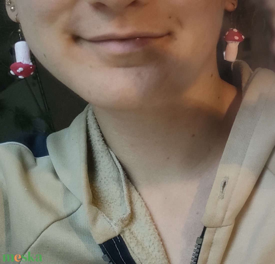 Gomba fülbevaló - légyölő galóca (Amanita muscaria) - ékszer - fülbevaló - lógó fülbevaló - Meska.hu Gomba fülbevaló - légyölő galóca (Amanita muscaria) - ékszer - fülbevaló - lógó fülbevaló - Meska.hu