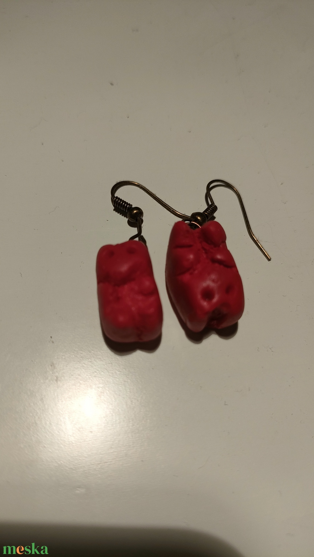 Piros gumimaci fülbevaló - ékszer - fülbevaló - lógó fülbevaló - Meska.hu