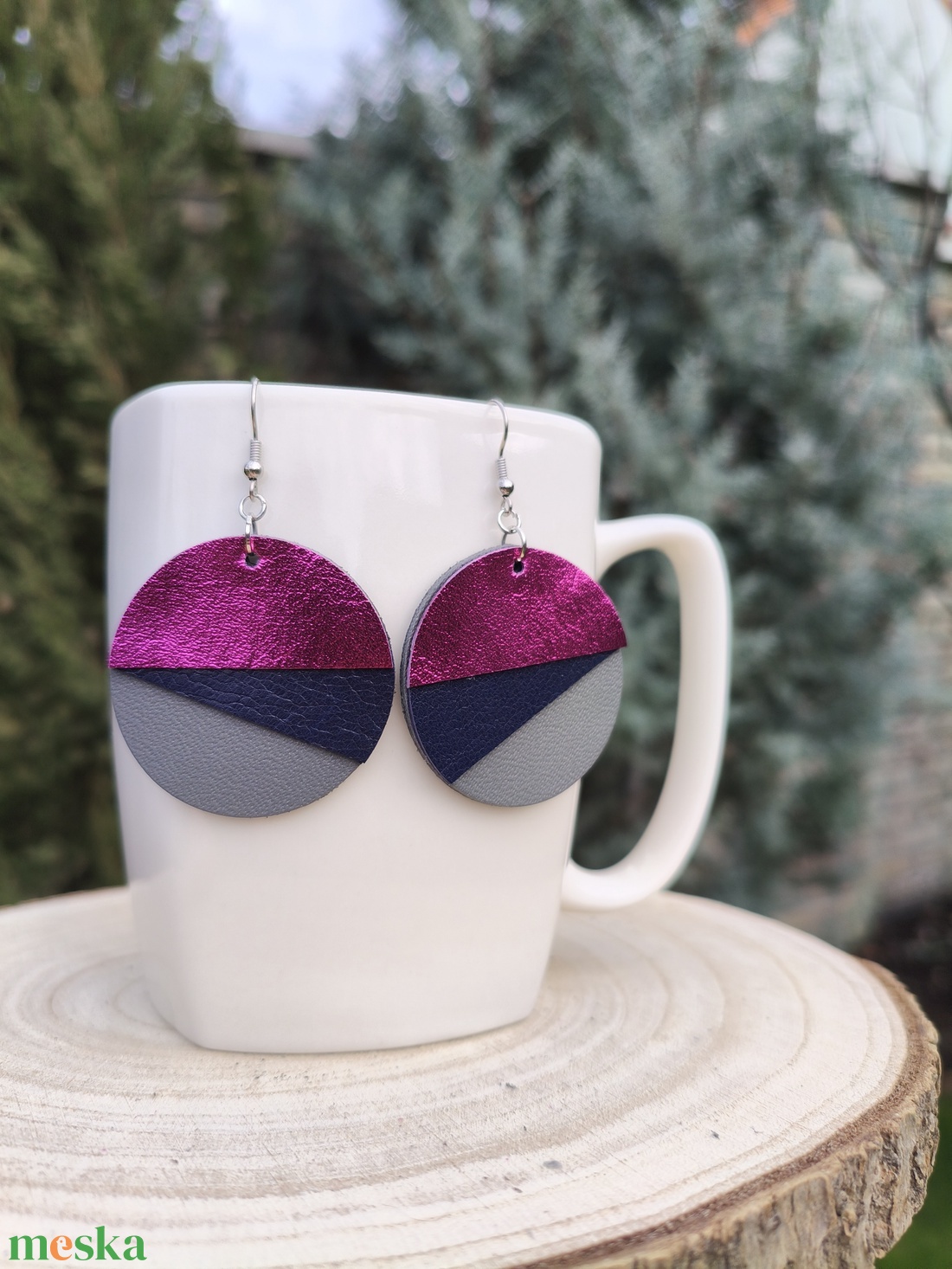 Pink félhold bőr füli  - ékszer - fülbevaló - lógós kerek fülbevaló - Meska.hu