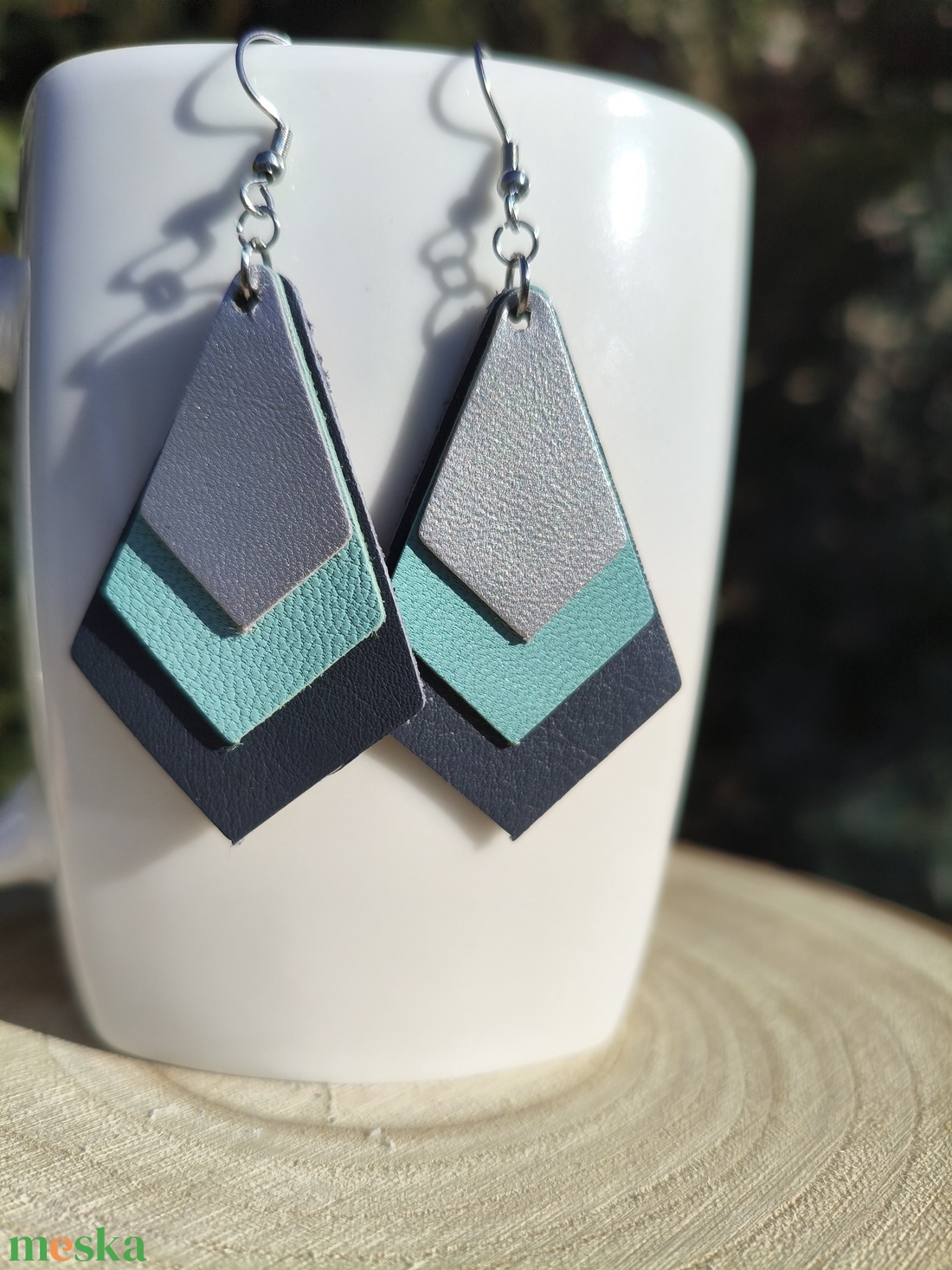 Ezüst -Türkiz gyémánt bőr füli  - ékszer - fülbevaló - lógó fülbevaló - Meska.hu