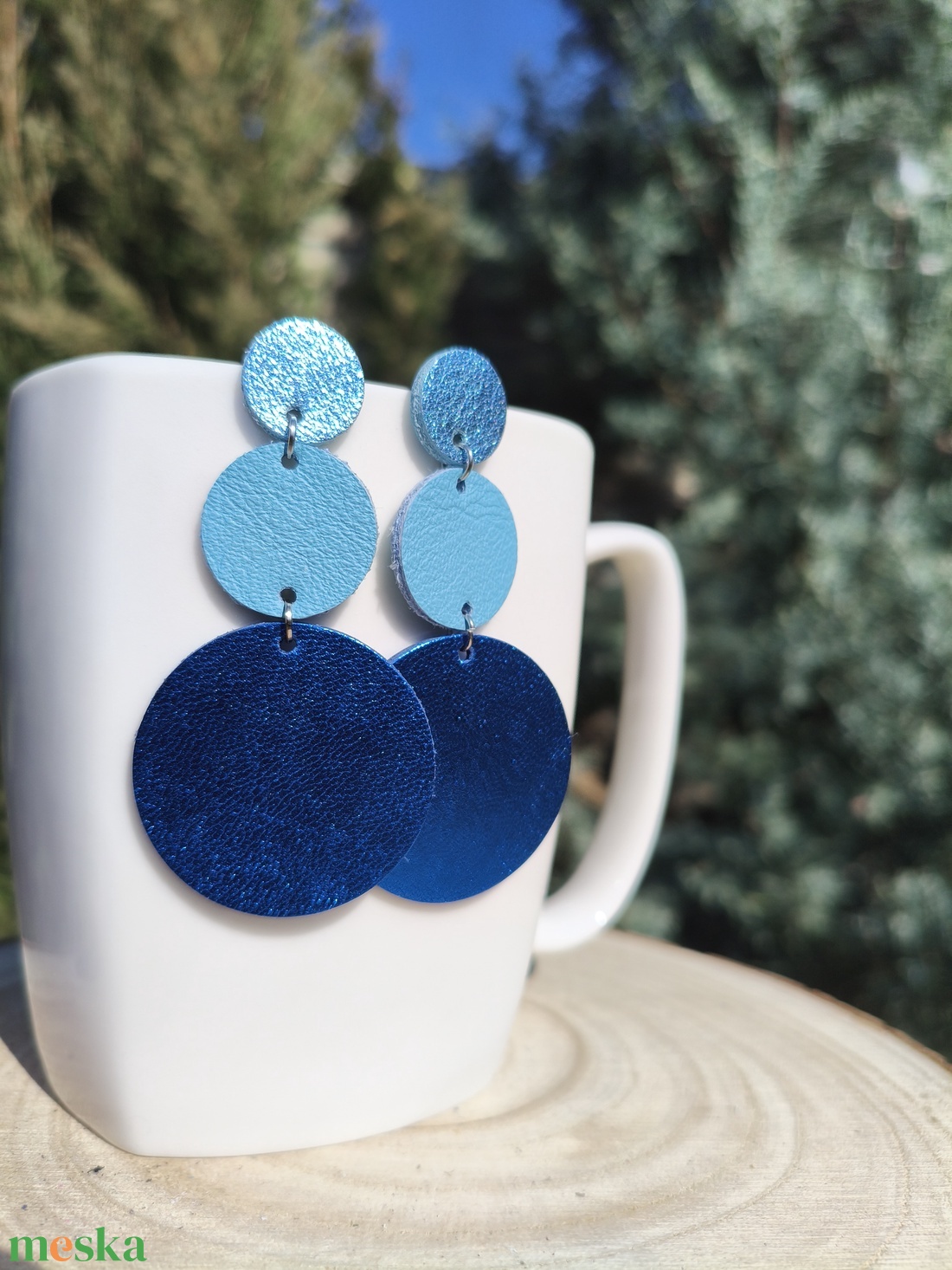 Kék körök bőr füli  - ékszer - fülbevaló - lógó fülbevaló - Meska.hu