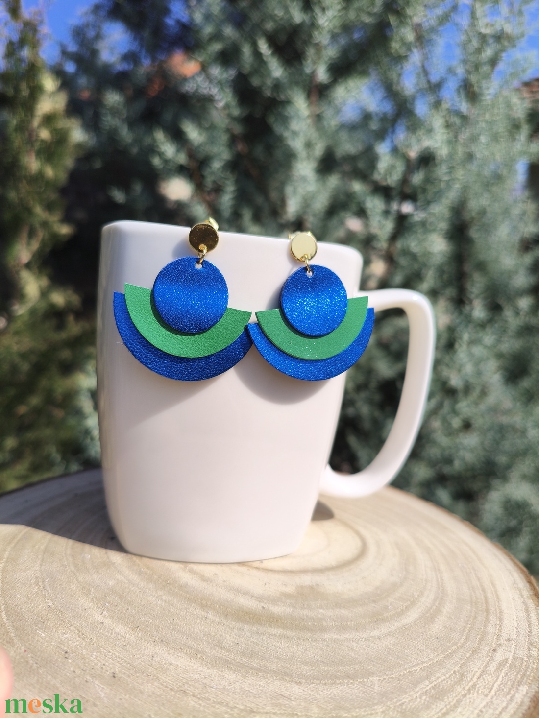 Kék-zöld bőr füli  - ékszer - fülbevaló - lógó fülbevaló - Meska.hu