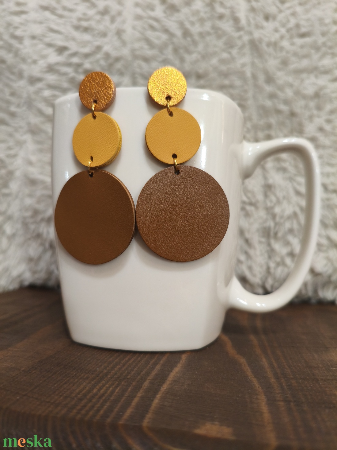 Narancs körök bőr füli  - ékszer - fülbevaló - lógó fülbevaló - Meska.hu
