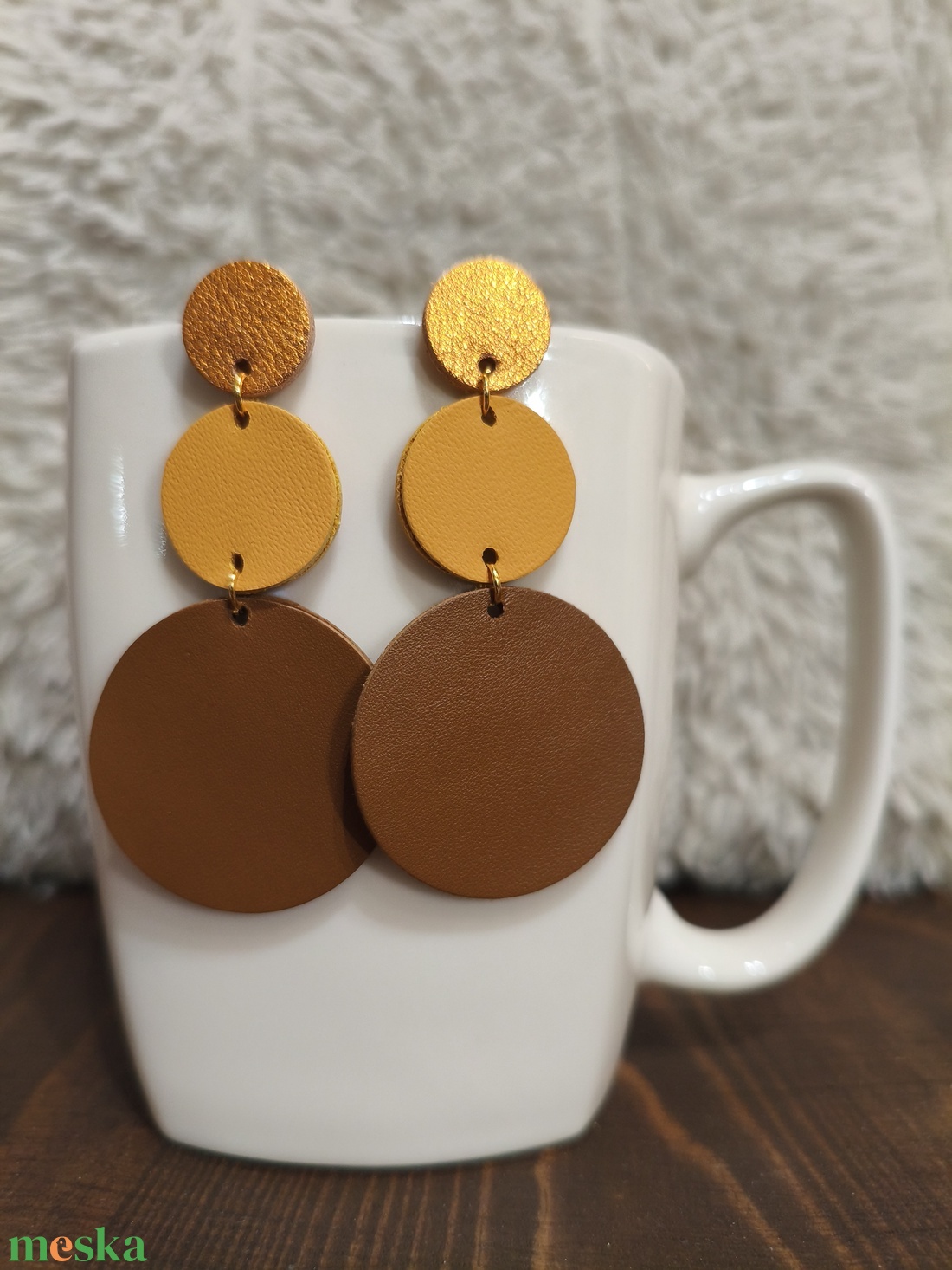 Narancs körök bőr füli  - ékszer - fülbevaló - lógó fülbevaló - Meska.hu