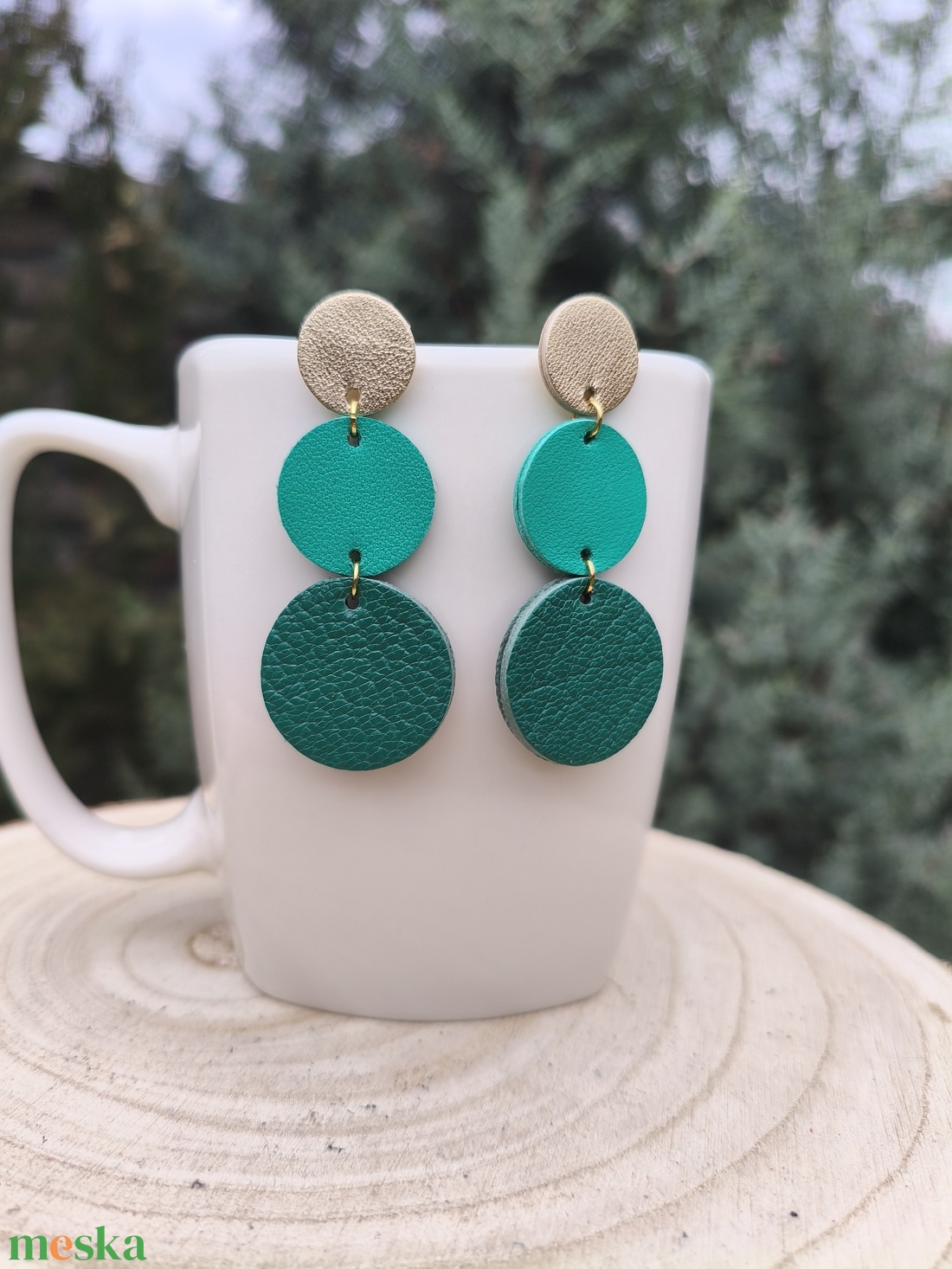 Pezsgő -lila-zöld körök bőr füli  - ékszer - fülbevaló - lógó fülbevaló - Meska.hu