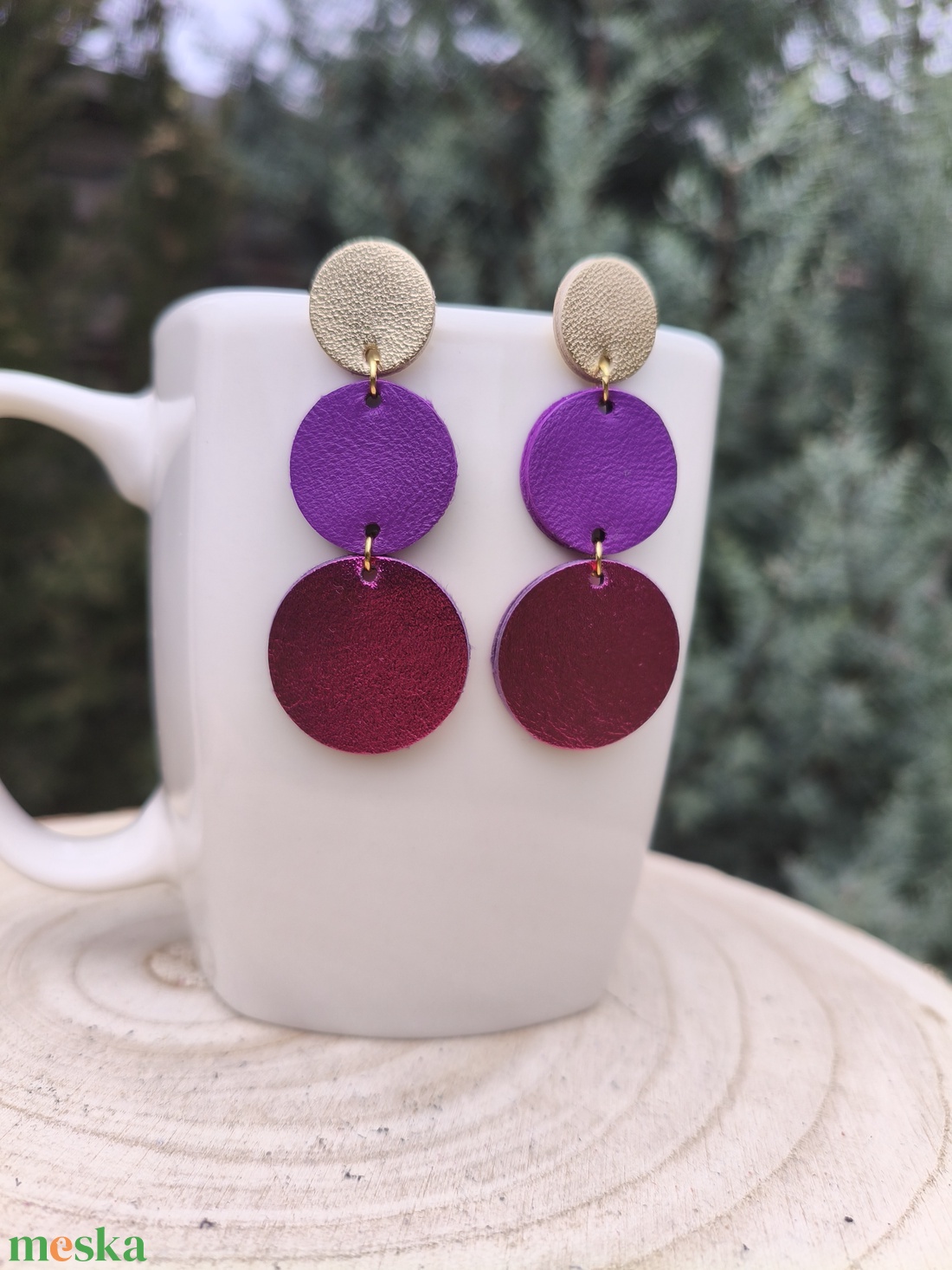Pezsgő -lila-zöld körök bőr füli  - ékszer - fülbevaló - lógó fülbevaló - Meska.hu