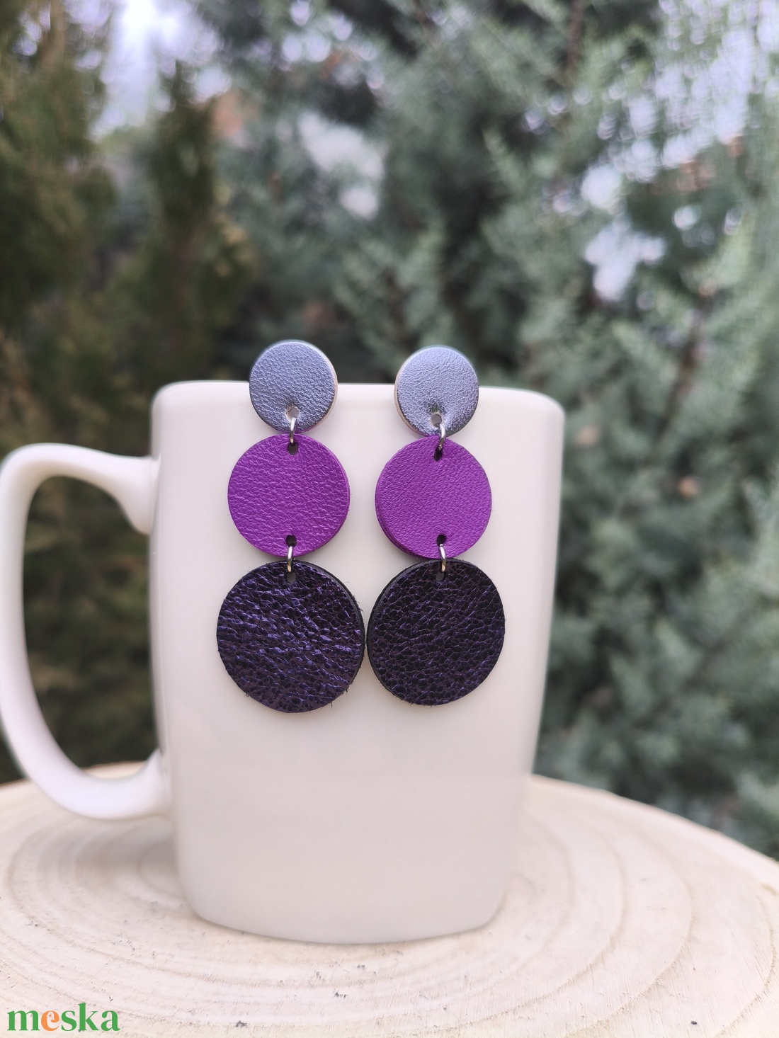 Pezsgő -lila-zöld körök bőr füli  - ékszer - fülbevaló - lógó fülbevaló - Meska.hu