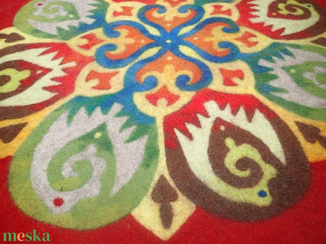 Öröm-nemezmandala - otthon & életmód - dekoráció - spiritualitás - mandala - Meska.hu Öröm-nemezmandala - otthon & életmód - dekoráció - spiritualitás - mandala - Meska.hu