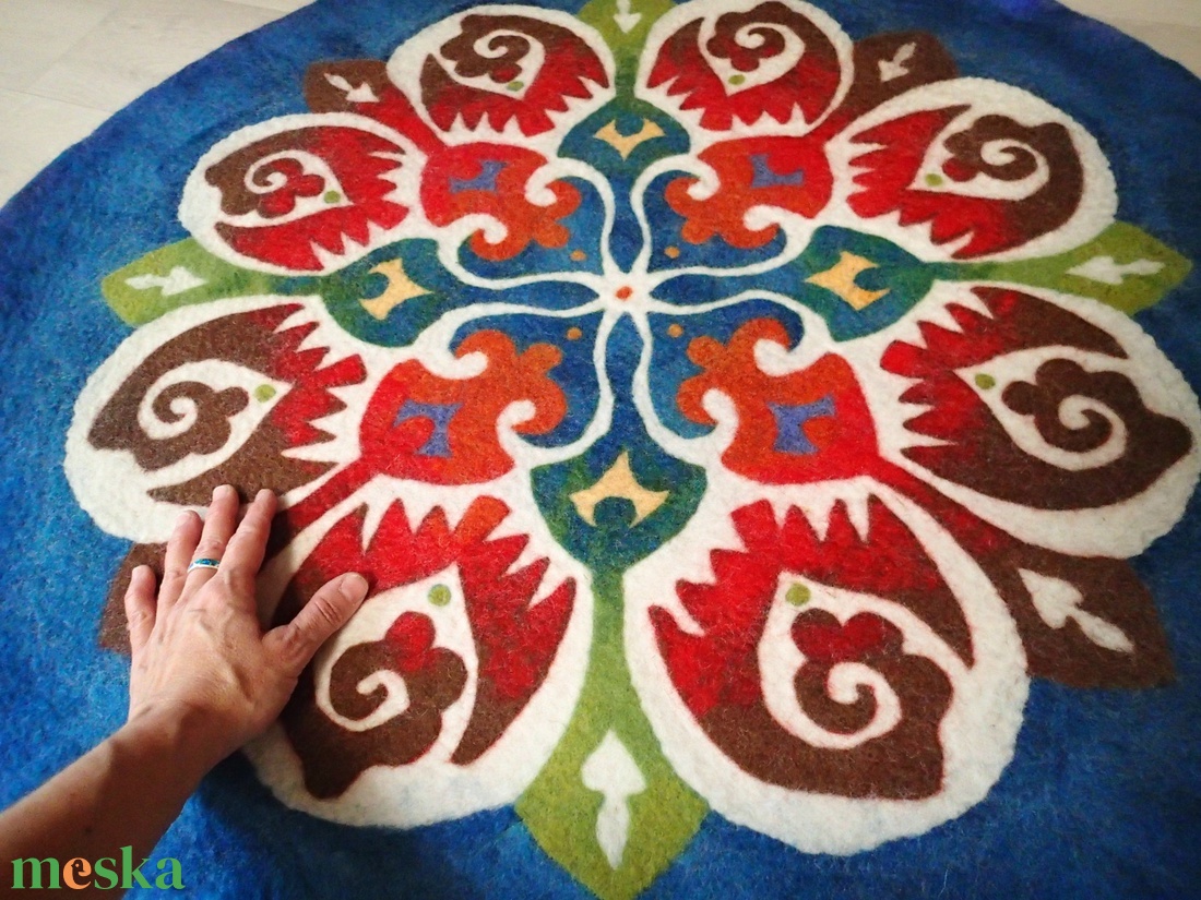 Nemez mandala - kék - otthon & életmód - babaszoba, gyerekszoba - falvédő gyerekszobába - Meska.hu Nemez mandala - kék - otthon & életmód - babaszoba, gyerekszoba - falvédő gyerekszobába - Meska.hu