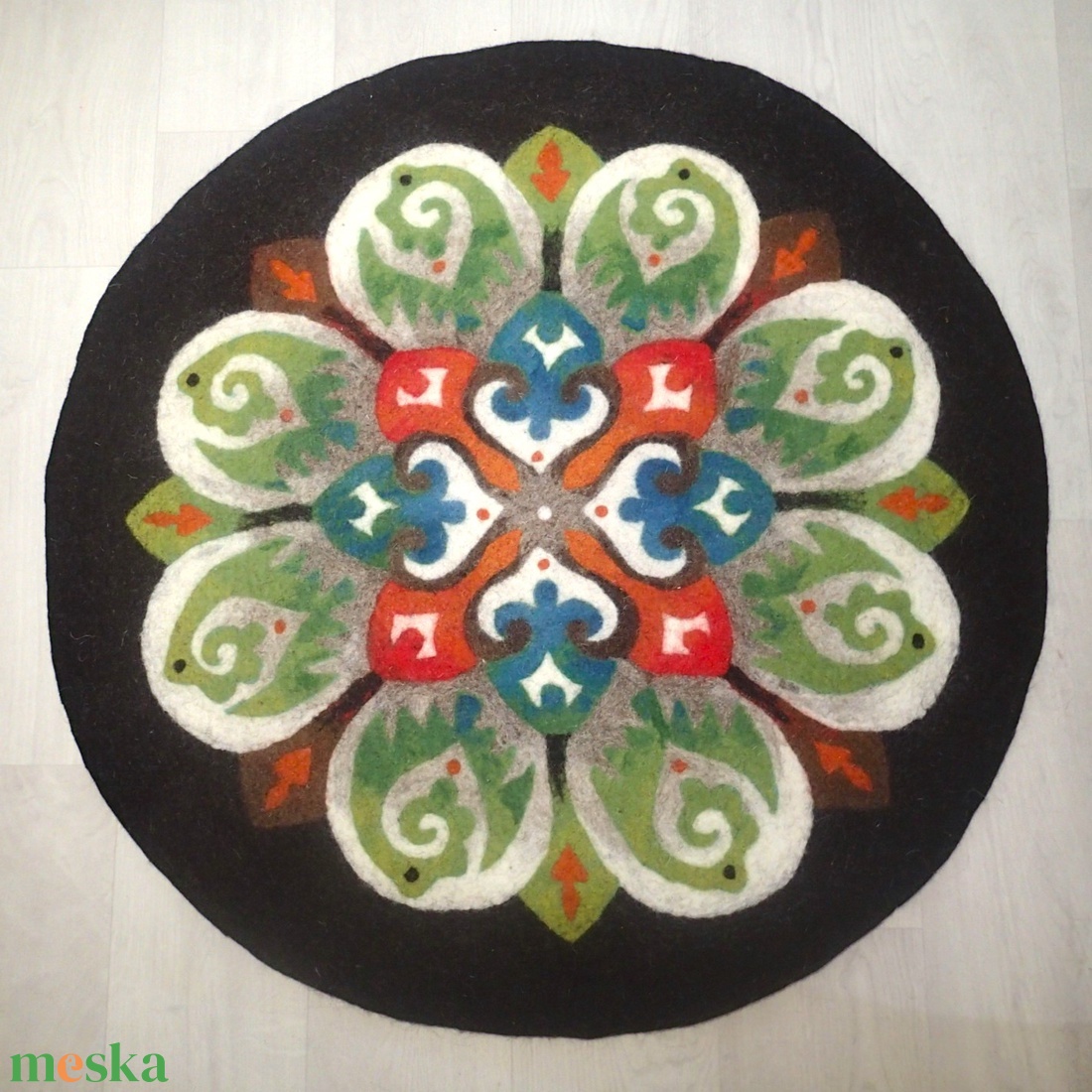 Nemez mandala - sötétbarna - otthon & életmód - lakástextil - falvédő - Meska.hu Nemez mandala - sötétbarna - otthon & életmód - lakástextil - falvédő - Meska.hu