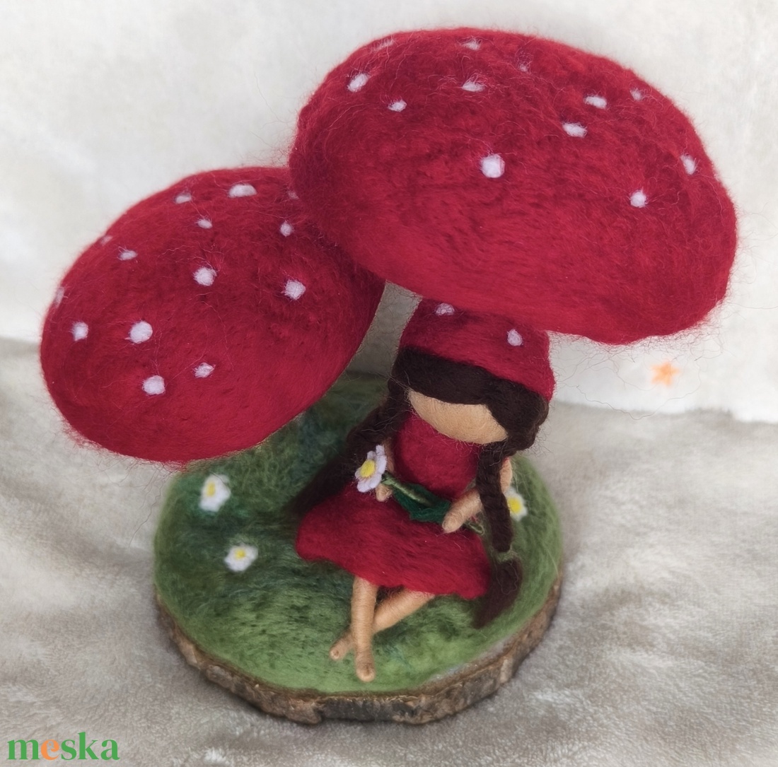 Erdei manó gombákkal -  - Meska.hu