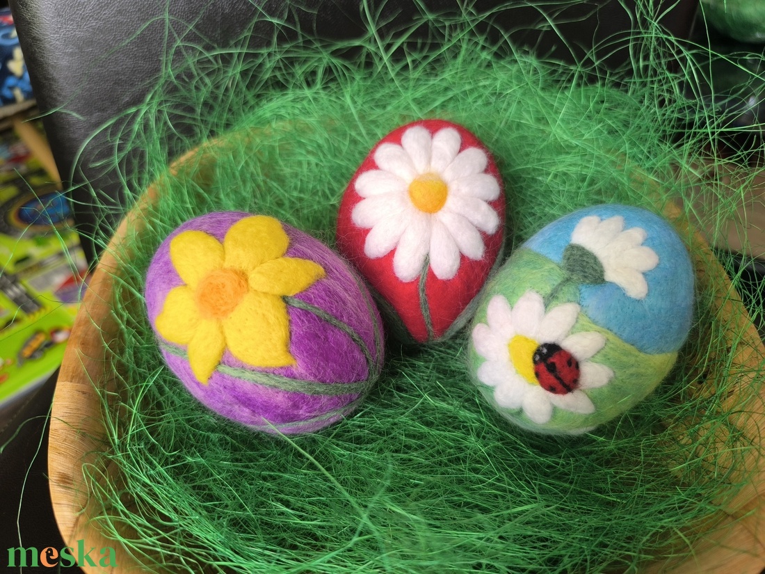 Tűnemezelt húsvéti tojások  - ünnepi díszek, dekorációk - húsvéti díszek és dekorációk - húsvéti tojás, hímestojás - Meska.hu