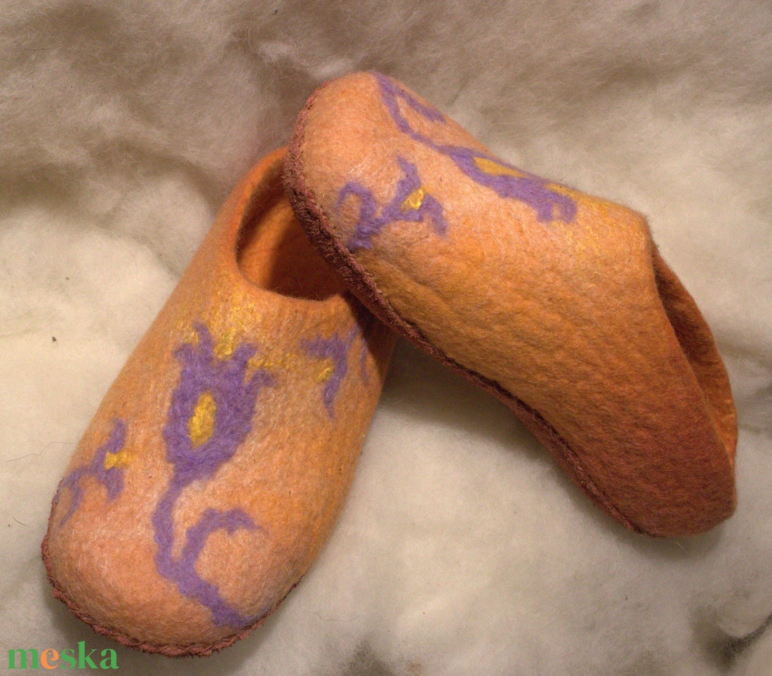 Nemezpapucs tulipán mintával, házicipő, mamusz 37-es méret - ruha & divat - cipő & papucs - mamusz & házicipő - Meska.hu