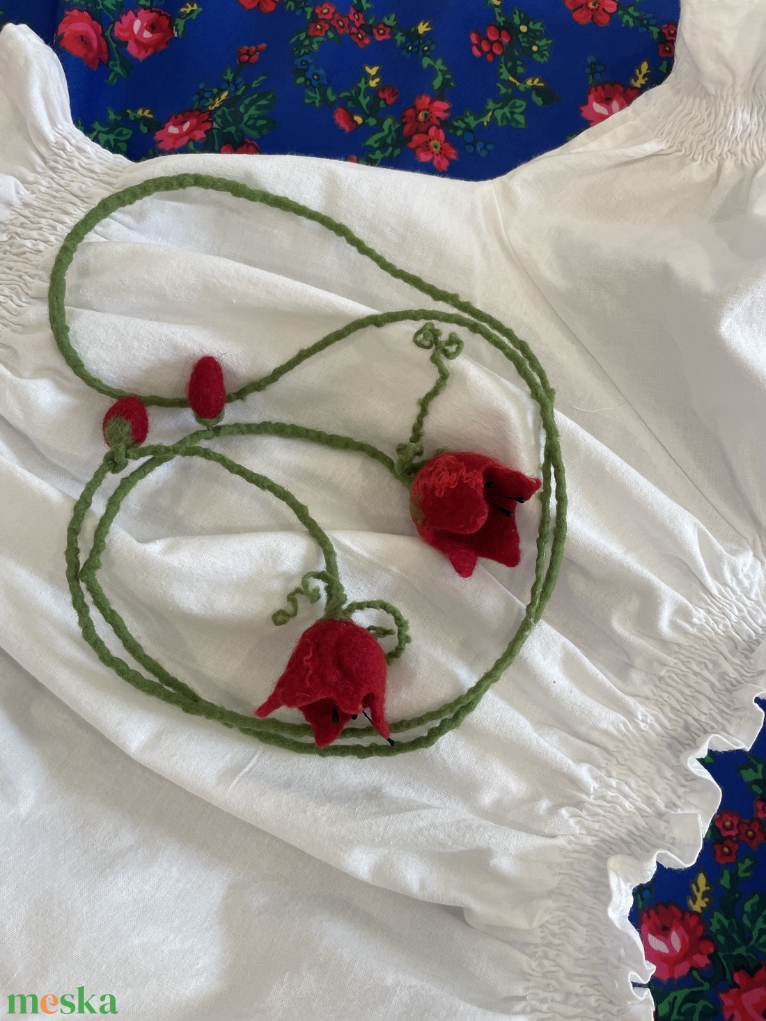 Mese a vállamon - tulipán nemez - ékszer - nyaklánc - hosszú nyaklánc - Meska.hu Mese a vállamon - tulipán nemez - ékszer - nyaklánc - hosszú nyaklánc - Meska.hu