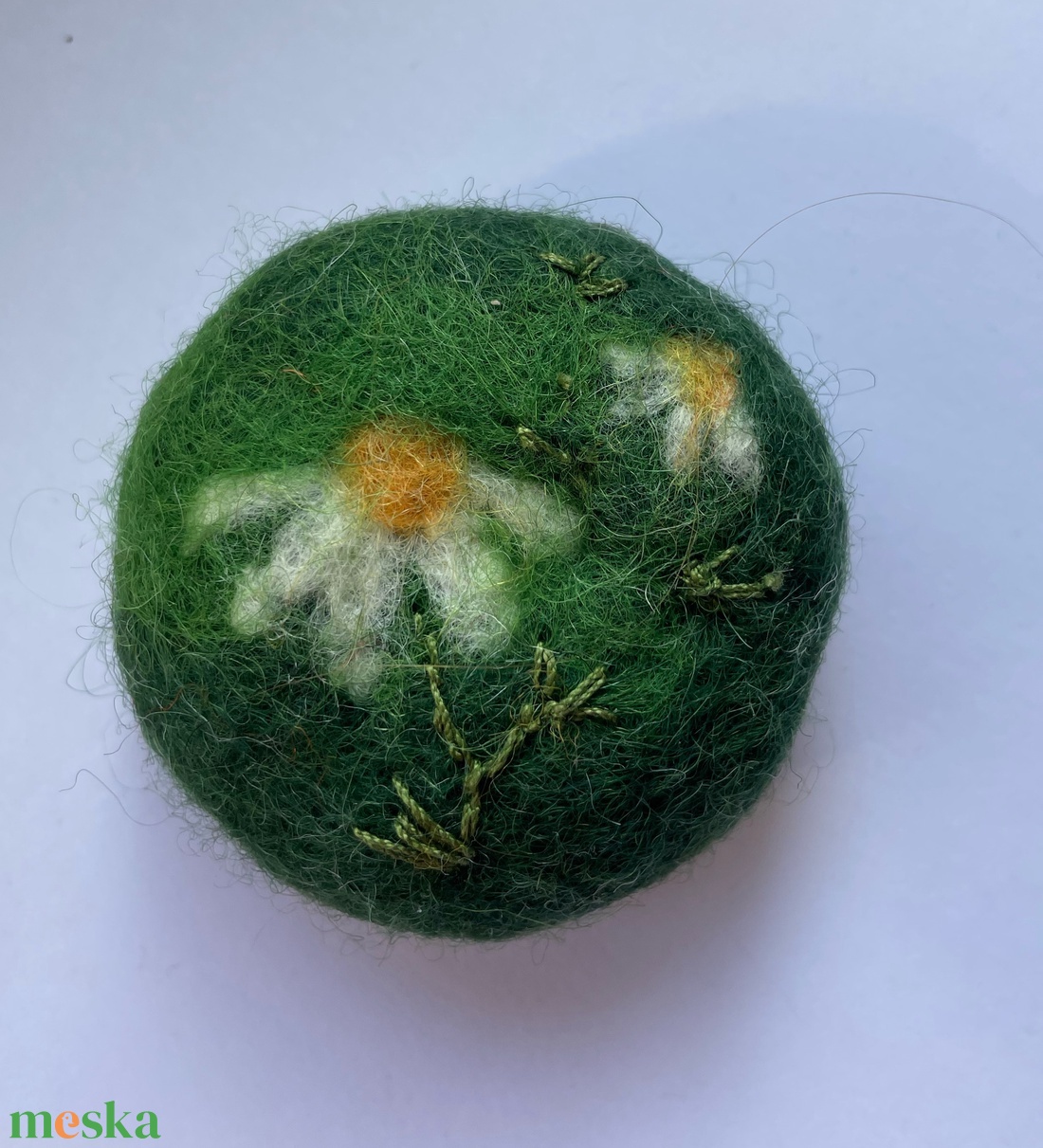 Margaréta - nemezelt szappan - szépségápolás - szappan & fürdés - fürdősó, fürdőgolyó, habfürdő - Meska.hu