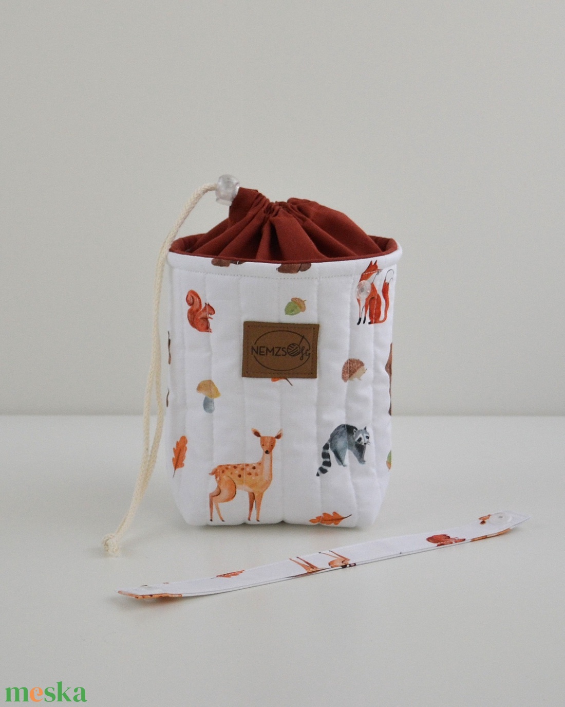 Kis méretű behúzós projekt táska kézimunkához (erdei állatos) - táska & tok - kézitáska & válltáska - kézitáska - Meska.hu Kis méretű behúzós projekt táska kézimunkához (erdei állatos) - táska & tok - kézitáska & válltáska - kézitáska - Meska.hu
