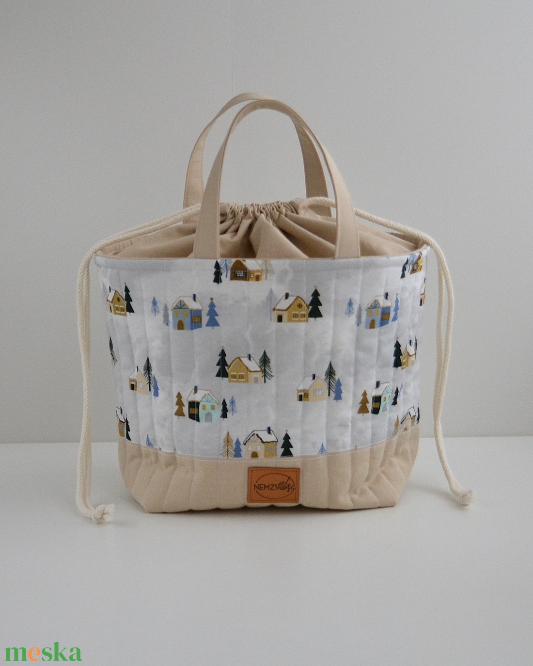 Nagy méretű behúzós projekt táska kézimunkához (téli házas) - táska & tok - kézitáska & válltáska - kézitáska - Meska.hu