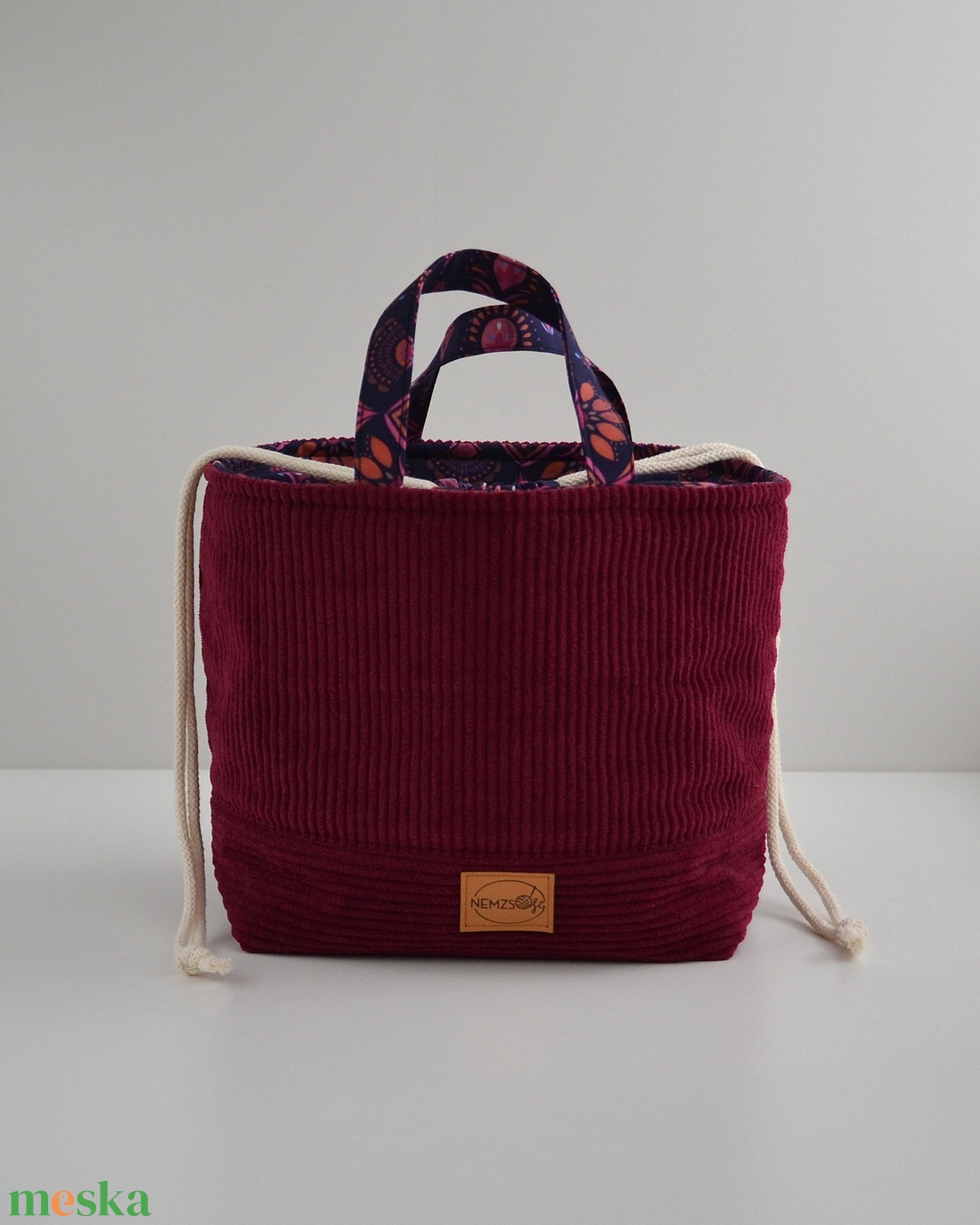 Nagy méretű behúzós projekt táska kézimunkához (bordó kordbársony) - táska & tok - kézitáska & válltáska - kézitáska - Meska.hu
