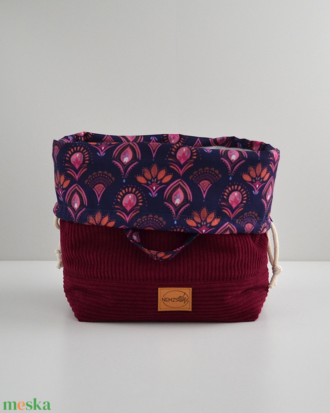 Nagy méretű behúzós projekt táska kézimunkához (bordó kordbársony) - táska & tok - kézitáska & válltáska - kézitáska - Meska.hu