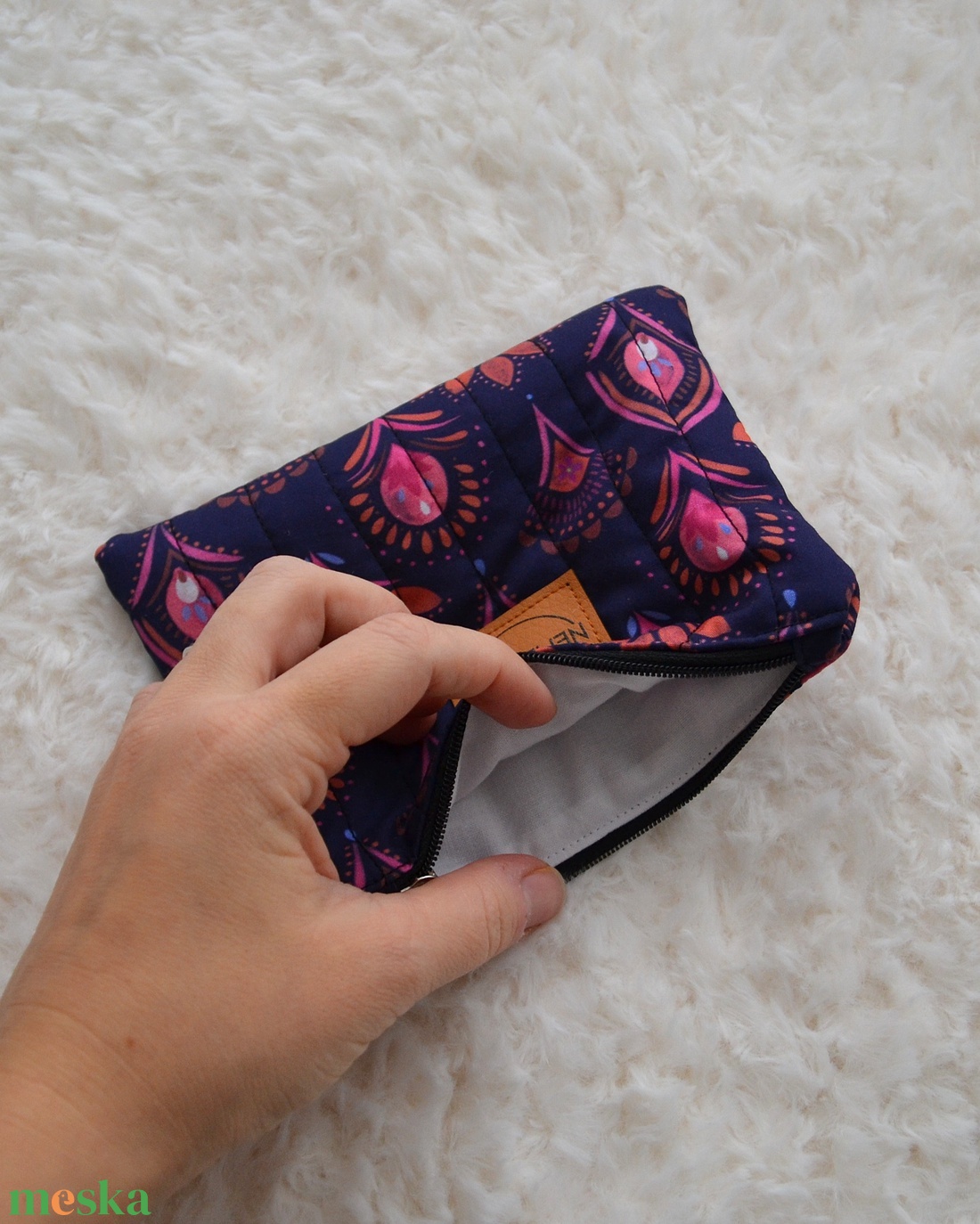 Kis cipzáros nesszeszer (bordó mintás) - táska & tok - kézitáska & válltáska - belső rendező - Meska.hu