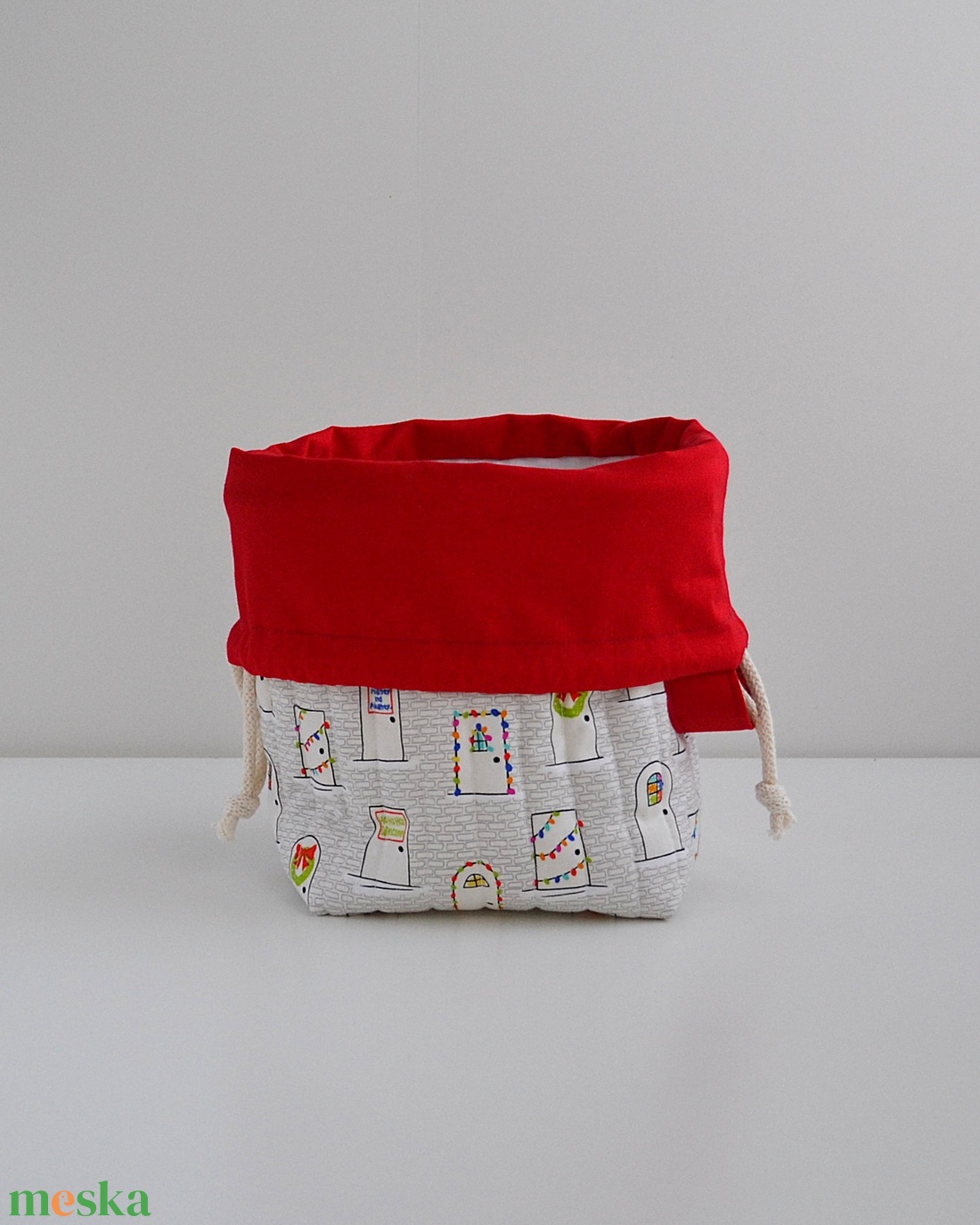 Közepes méretű behúzós projekt táska kézimunkához (karácsonyi ajtós) - táska & tok - kézitáska & válltáska - kézitáska - Meska.hu