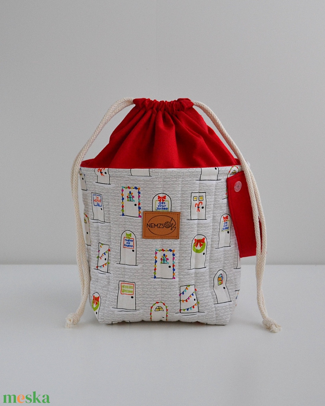 Közepes méretű behúzós projekt táska kézimunkához (karácsonyi ajtós) - táska & tok - kézitáska & válltáska - kézitáska - Meska.hu