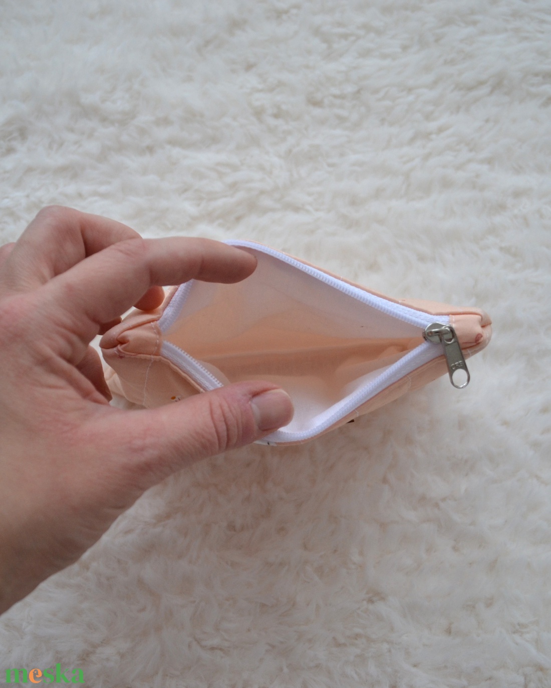 Kis cipzáros nesszeszer (libás) - táska & tok - kézitáska & válltáska - belső rendező - Meska.hu