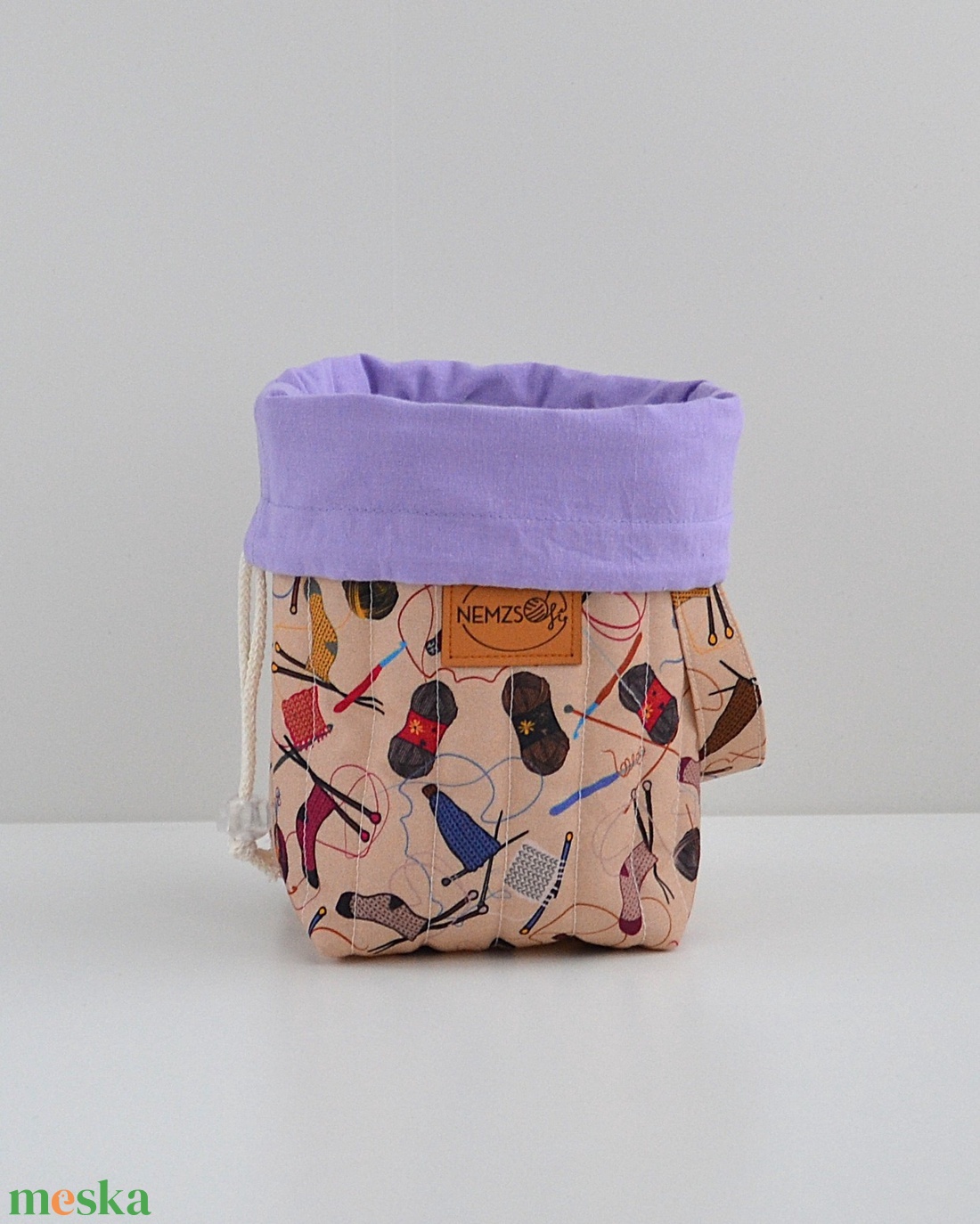 Kis méretű behúzós projekt táska kézimunkához (fonalas) - táska & tok - kézitáska & válltáska - kézitáska - Meska.hu