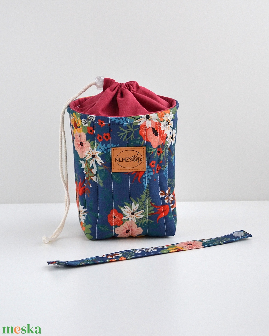 Kis méretű behúzós projekt táska kézimunkához (kék virágos) - táska & tok - kézitáska & válltáska - kézitáska - Meska.hu