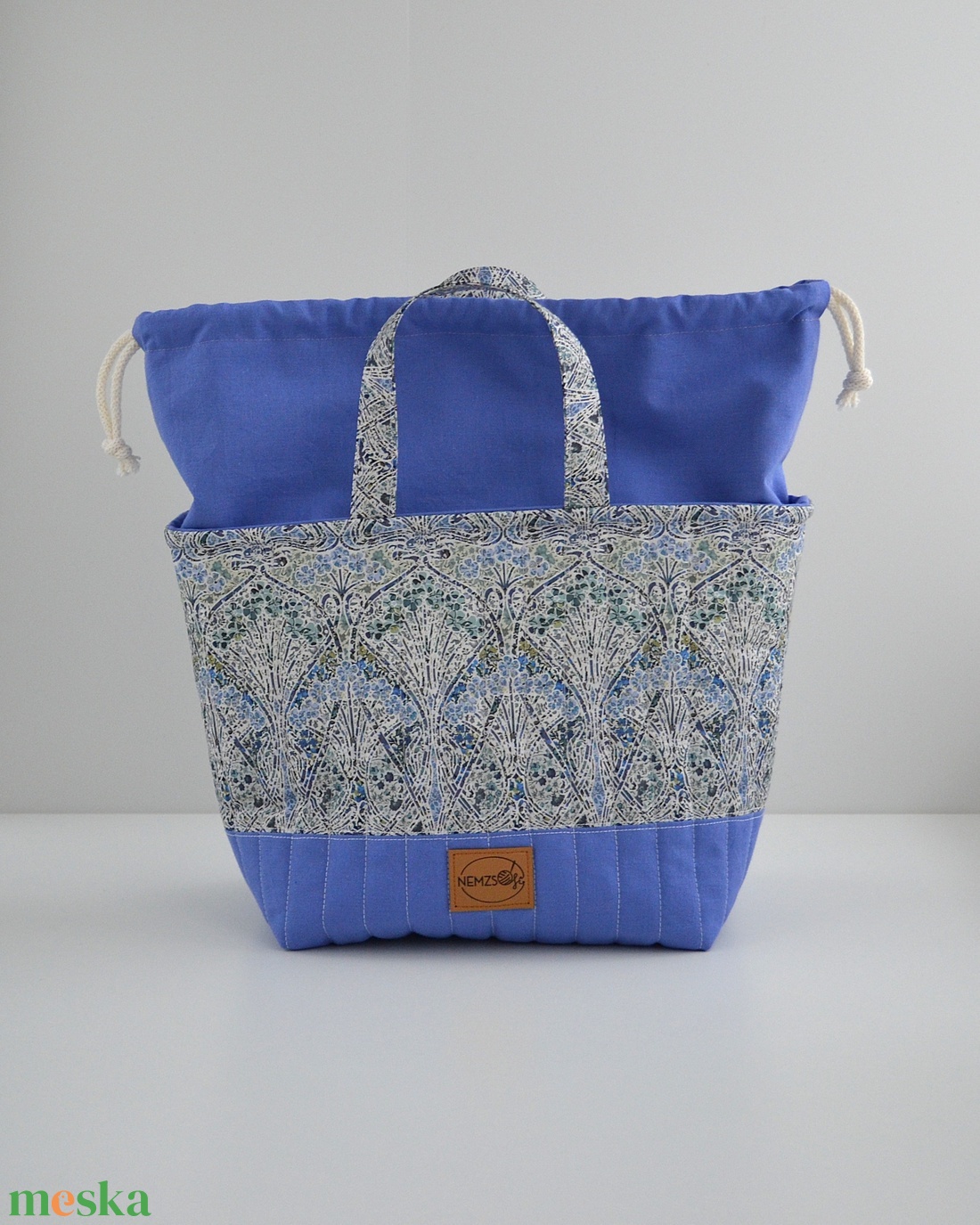 Nagy méretű behúzós projekt táska kézimunkához (Liberty Ianthe Blossom B Tana Lawn) - táska & tok - kézitáska & válltáska - kézitáska - Meska.hu