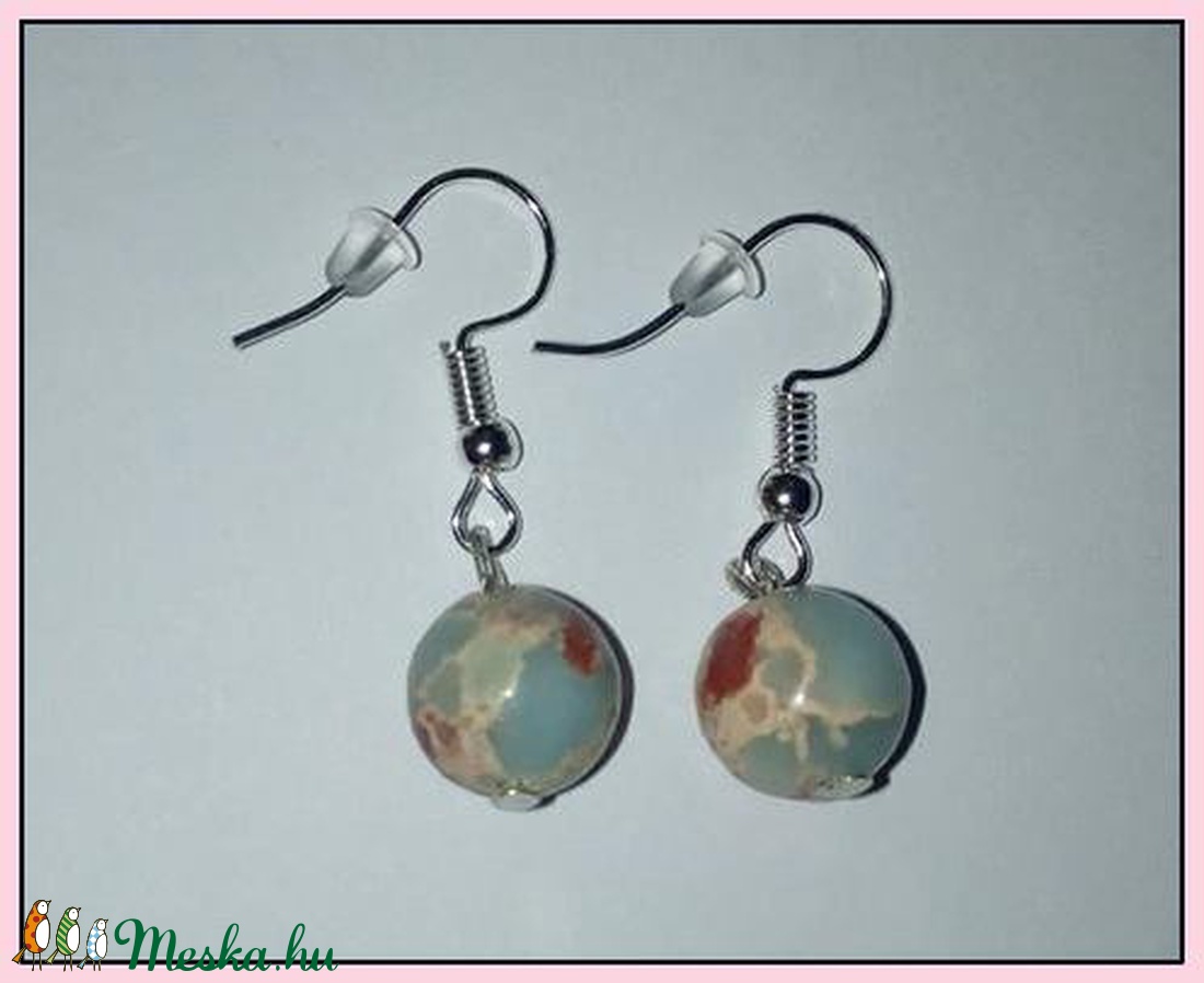 Kék kígyóbőr jáspis ásvány fülbevaló, 1 cm-es, gömb alakú magas minőségű természetes féldrágakövekből -  - Meska.hu