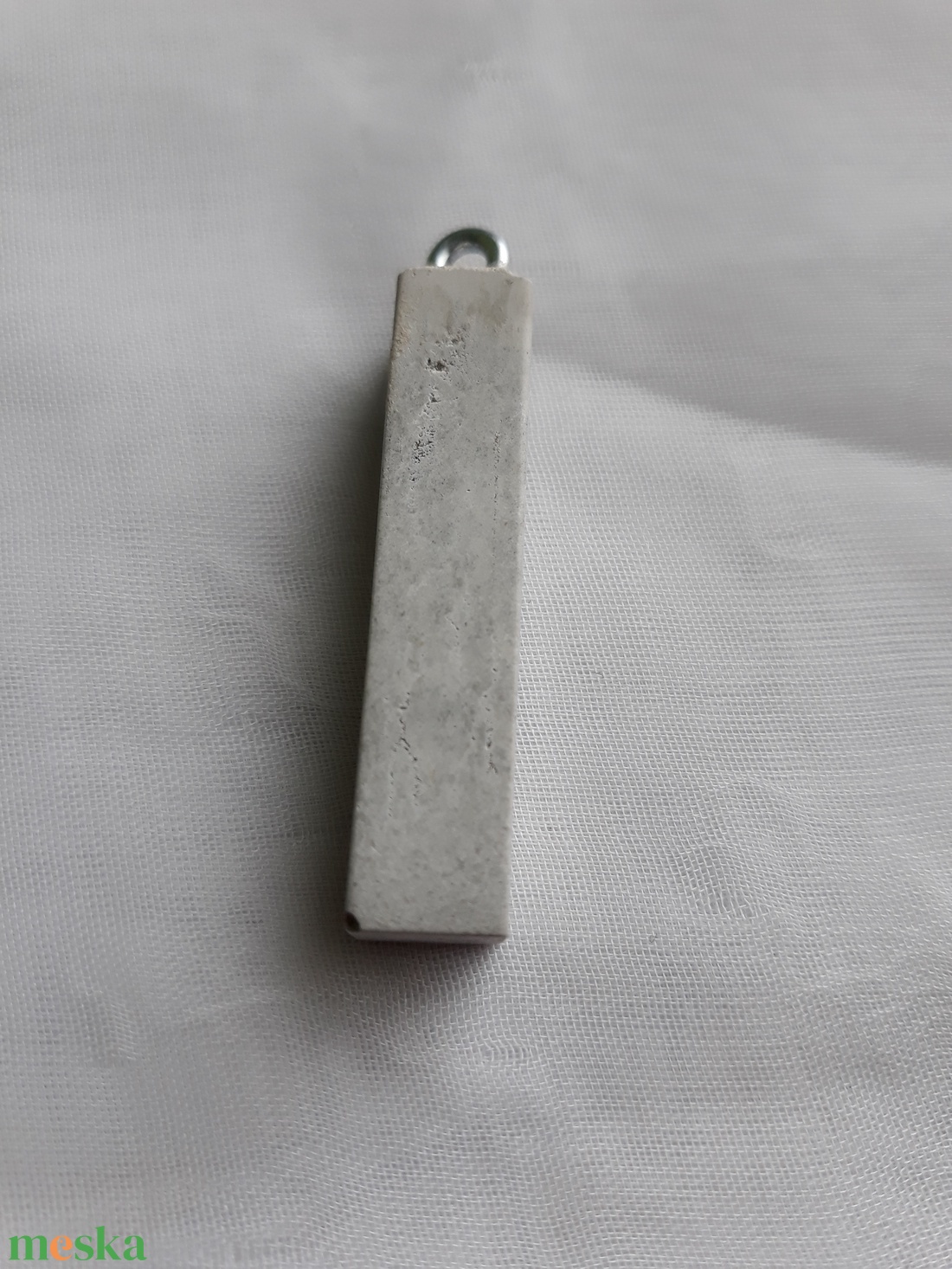 Minimalista betonékszer - medál + Ajándék fekete, viaszolt zsinór nyaklánc - ékszer - nyaklánc - medál - Meska.hu Minimalista betonékszer - medál + Ajándék fekete, viaszolt zsinór nyaklánc - ékszer - nyaklánc - medál - Meska.hu