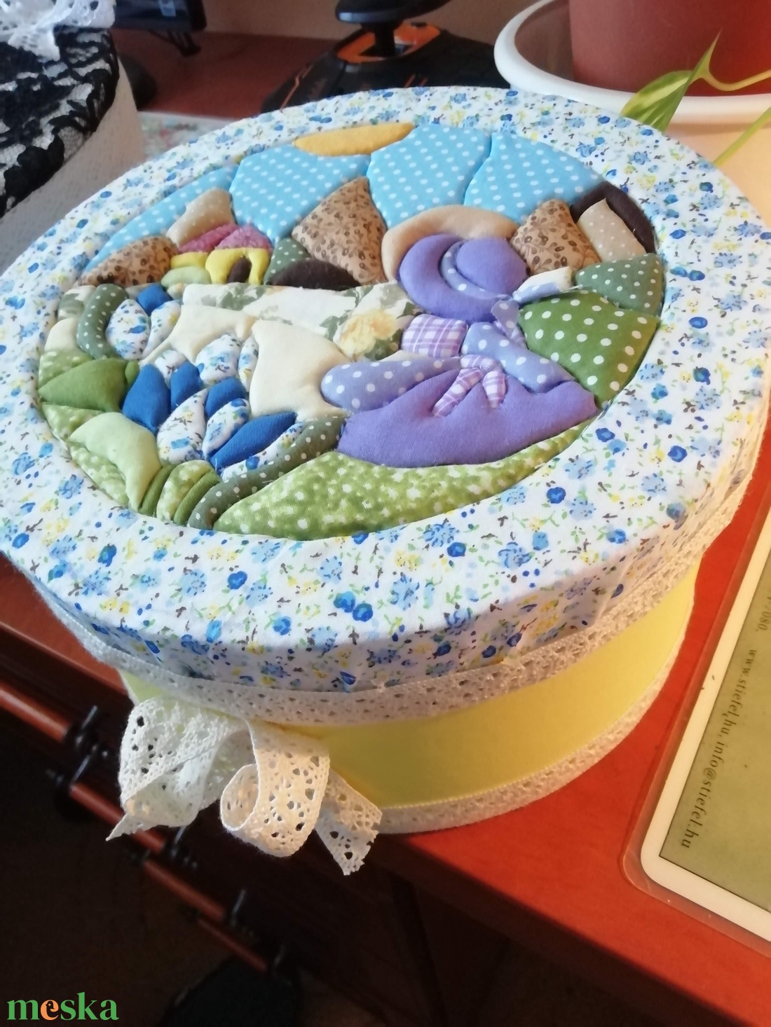 Patchwork kalapdoboz - otthon & életmód - tárolás & rendszerezés - doboz - Meska.hu Patchwork kalapdoboz - otthon & életmód - tárolás & rendszerezés - doboz - Meska.hu