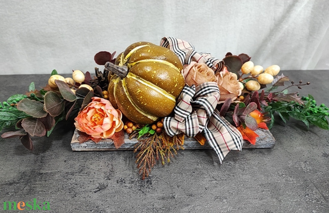 Őszi asztaldísz fa tálcán - 12x50cm - otthon & életmód - dekoráció - asztal és polc dekoráció - asztaldísz - Meska.hu Őszi asztaldísz fa tálcán - 12x50cm - otthon & életmód - dekoráció - asztal és polc dekoráció - asztaldísz - Meska.hu