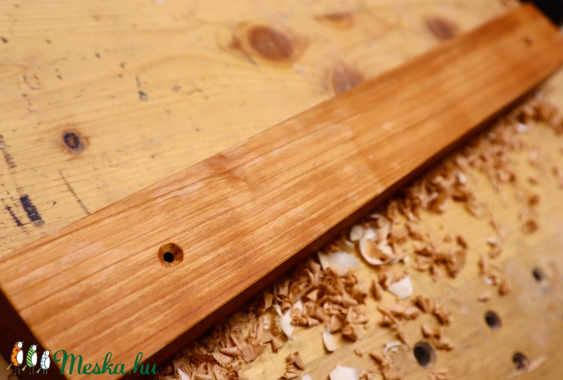 Rejtett mágneses fali késtartó - otthon & életmód - konyhafelszerelés, tálalás - Meska.hu