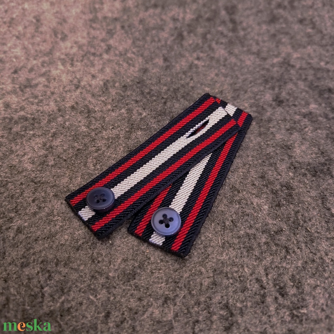 Kék-fehér-piros ingujj rögzítő - ruha & divat - férfi ruha - ing - Meska.hu