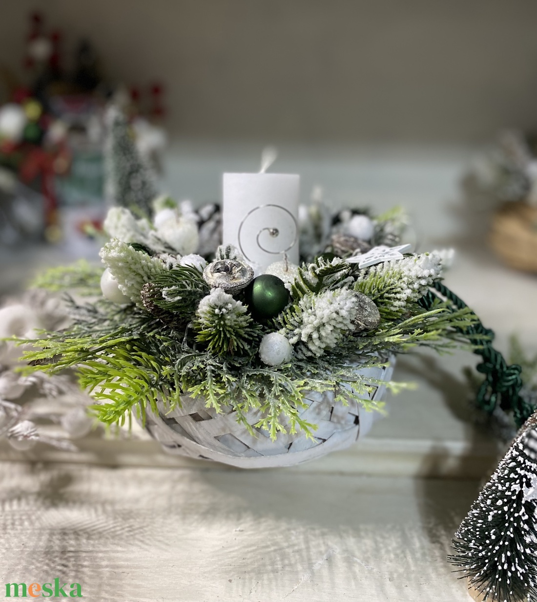 Adventi asztaldísz fonott kaspóban. - karácsony - adventi díszek - adventi asztaldísz - Meska.hu