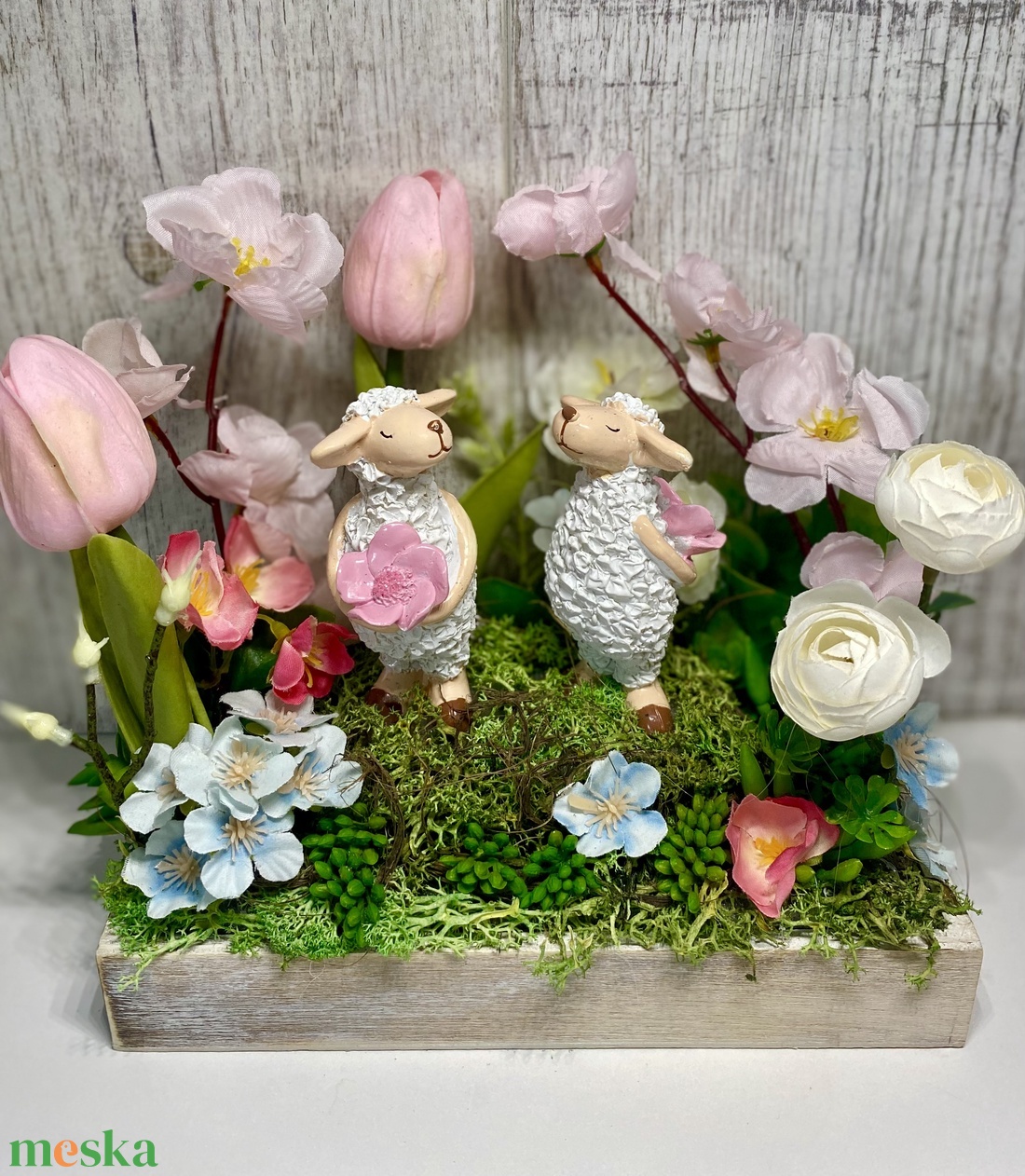  Húsvéti  asztaldísz szerelmes barikkal - ünnepi díszek, dekorációk - húsvéti díszek és dekorációk - húsvéti virágos díszek - Meska.hu