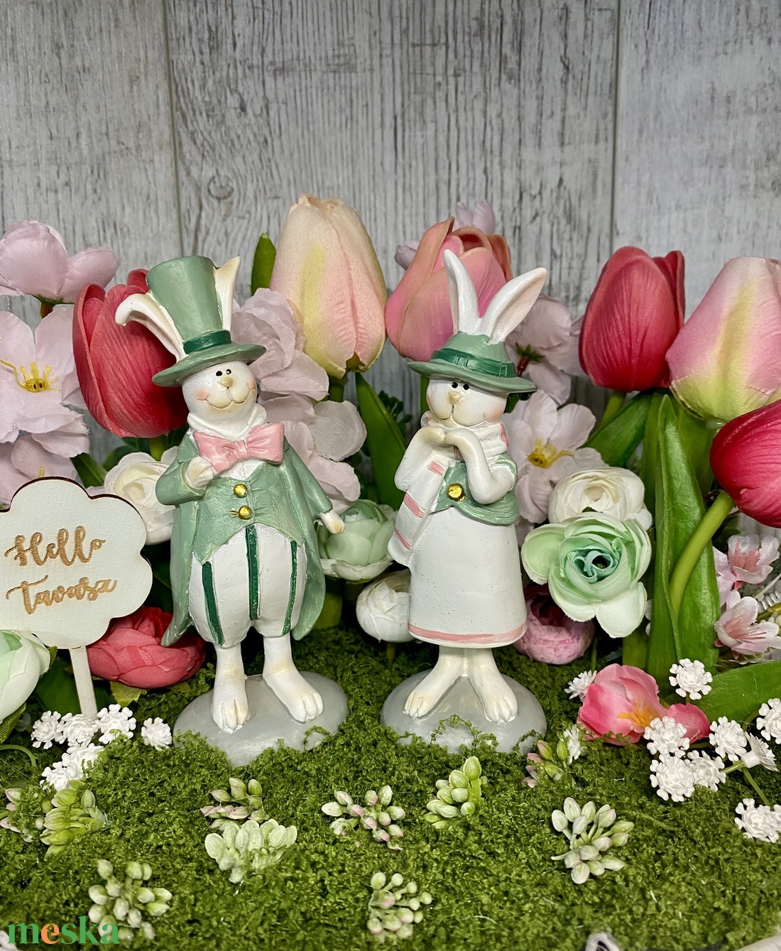 Húsvéti kosár asztaldísz nyuszi párral - ünnepi díszek, dekorációk - húsvéti díszek és dekorációk - húsvéti virágos díszek - Meska.hu