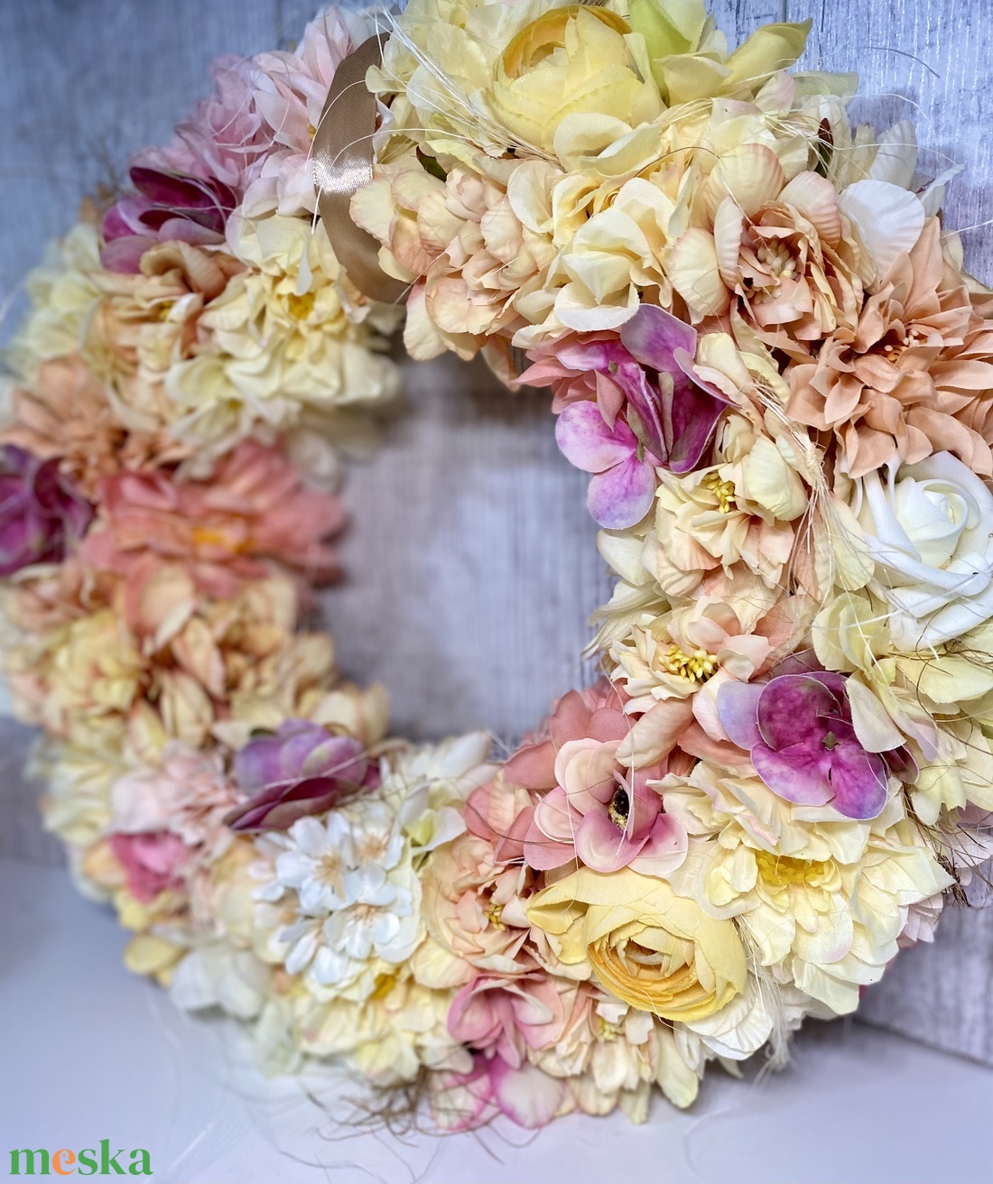 Hatalmas virágos kopogtató ajtódísz  - otthon & életmód - dekoráció - ajtó- és ablak dekoráció - ajtódísz & kopogtató - Meska.hu