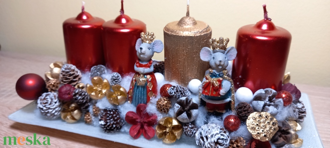 Adventi asztaldísz üvegtálon, egérkirállyal és királynővel - karácsony - adventi díszek - adventi koszorú - Meska.hu