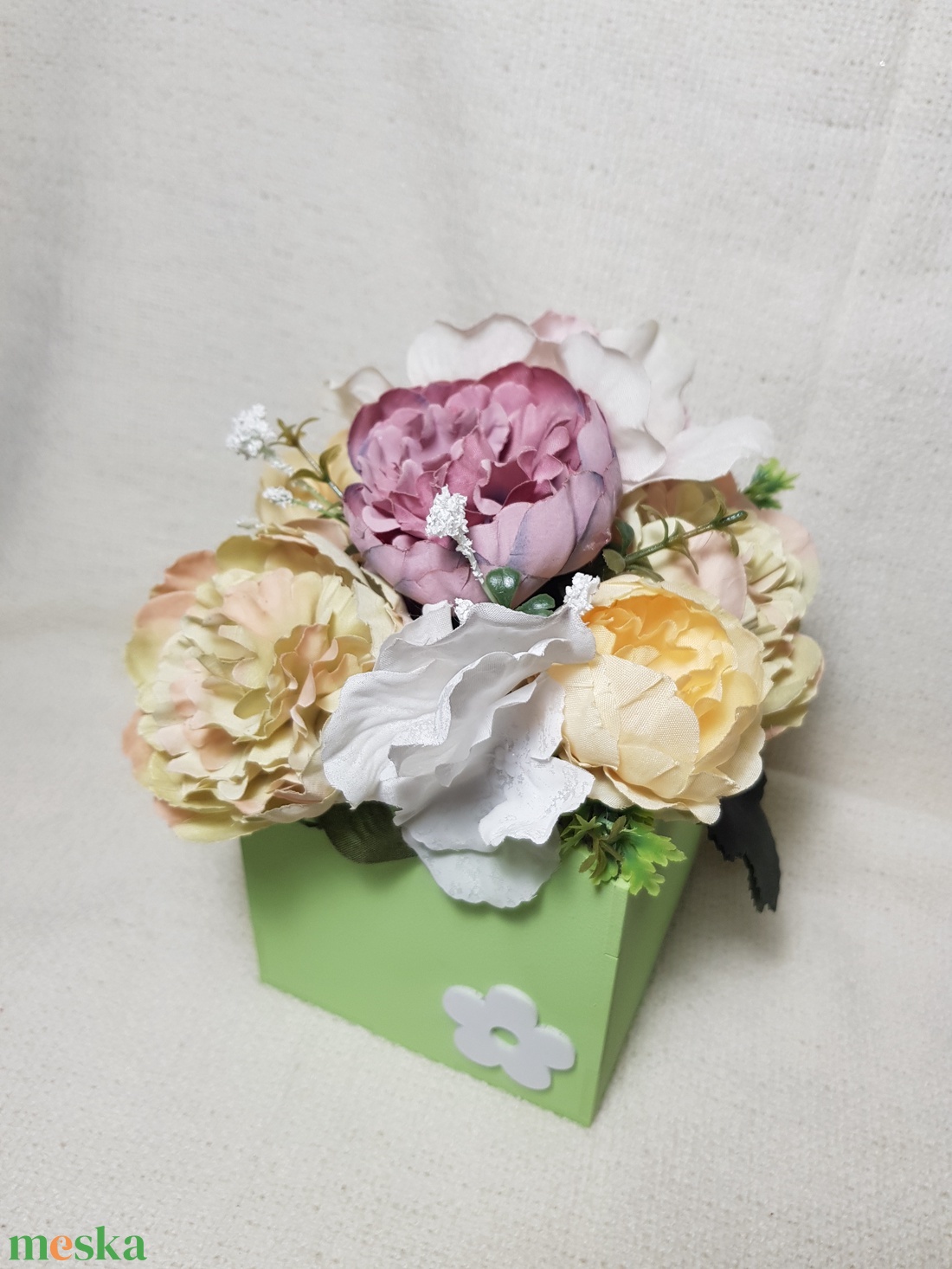 Tavaszi asztaldísz - otthon & életmód - virágdekoráció - virágdíszek - asztali virágdísz - Meska.hu