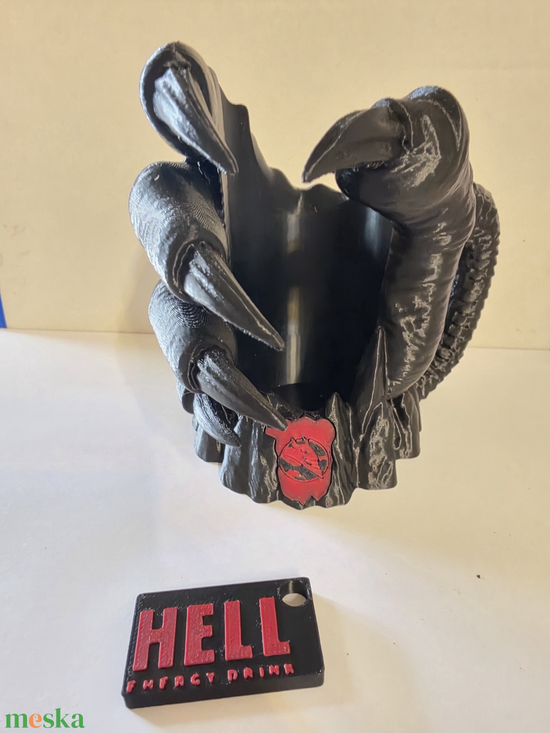 Demon Claw � Egyedi 3D Nyomtatott Energiaital Tartó Fogantyú és Nyitó - otthon & életmód - konyhafelszerelés, tálalás - italos kellékek - italtartó - Meska.hu