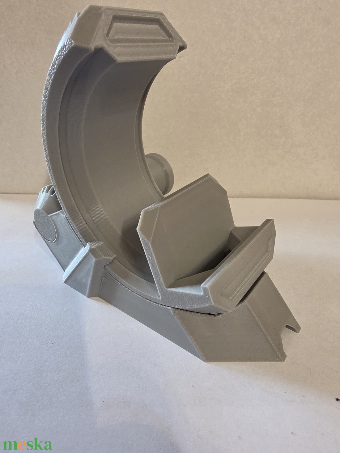 Egyedi 3D nyomtatott, állítható mechanikus okostelefon és tablet tartó - otthon & életmód - tárolás & rendszerezés - asztali telefontartó - Meska.hu