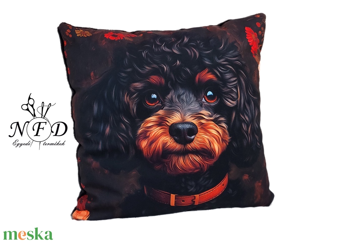 Gyönyörű egyedi dekorpárna kutyus mintával! - otthon & életmód - lakástextil - párna & párnahuzat - díszpárna (belsővel együtt) - Meska.hu