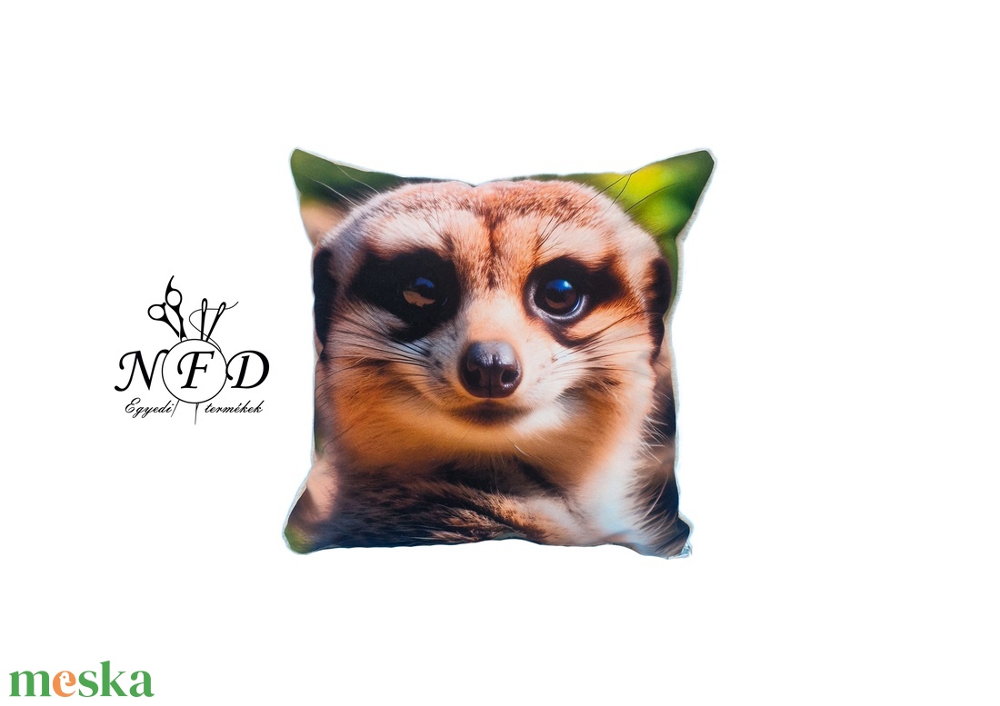 Gyönyörű egyedi dekorpárna szurikáta mintával!(csak huzat!) - otthon & életmód - lakástextil - párna & párnahuzat - díszpárna (belsővel együtt) - Meska.hu